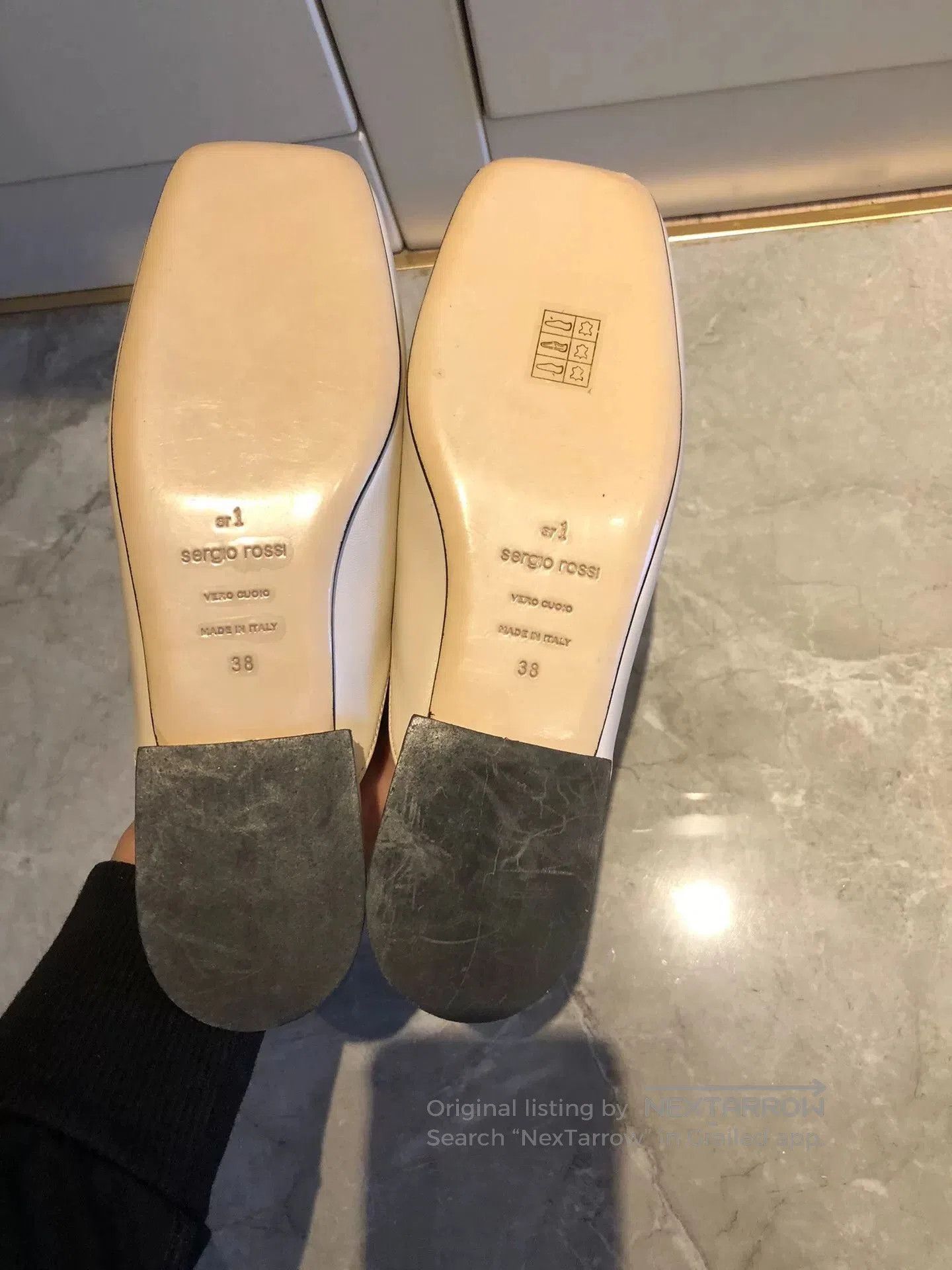 Sergio Rossi Sergio Rossi Leather Mules. Size US 4 / IT 34 - 6 Thumbnail