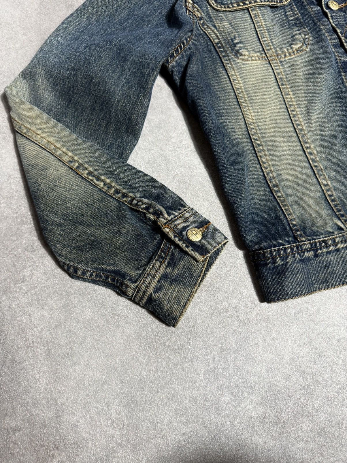 Diesel × Vintage Diesel Denim Washed Jacket Ruined Effect 00s Size S / US 4 / IT 40 - 9 Thumbnail