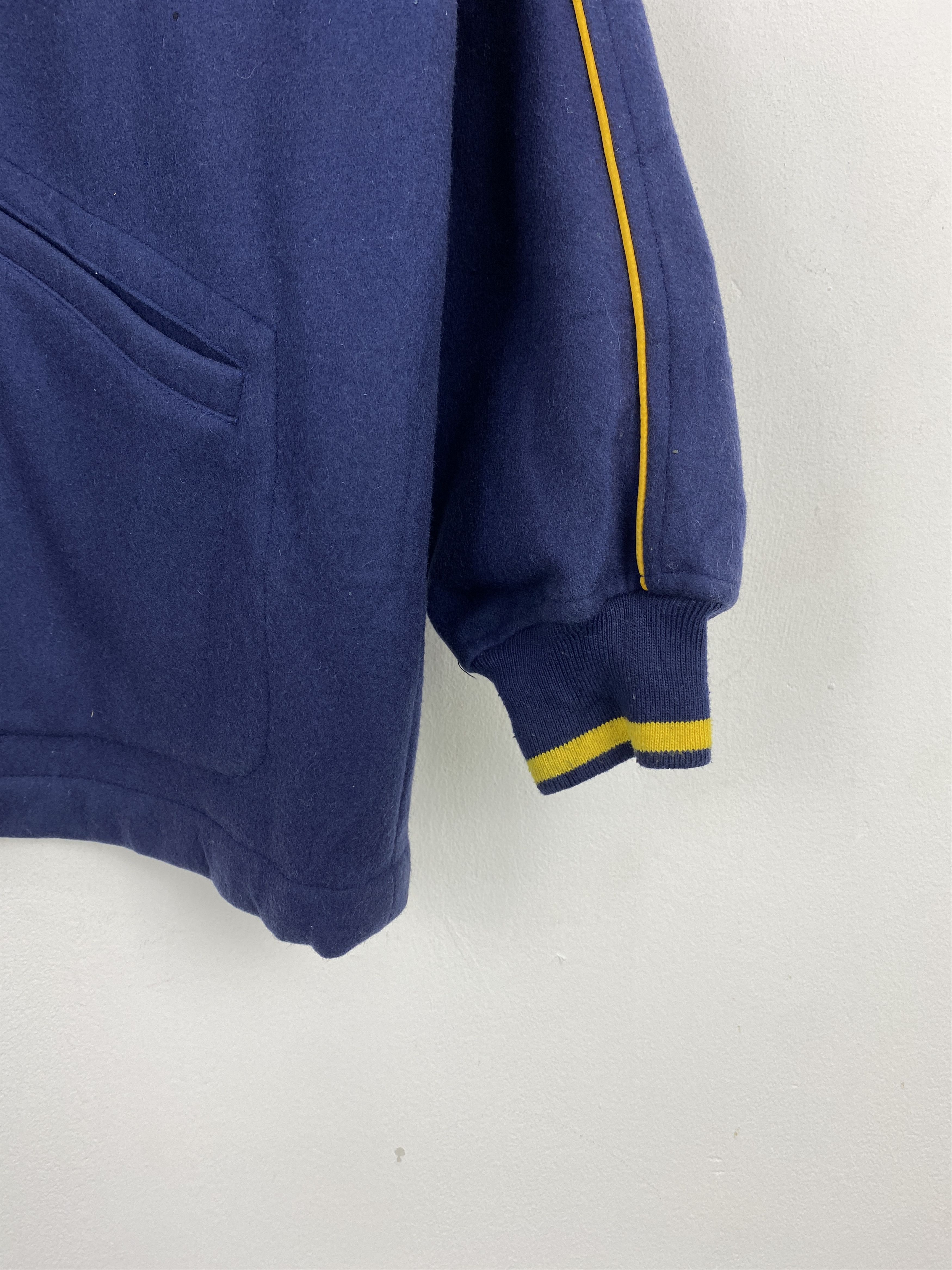 Vintage Vintage Secret Surfer America Bomber Jacket J1897 Size US L / EU 52-54 / 3 - 6 Thumbnail