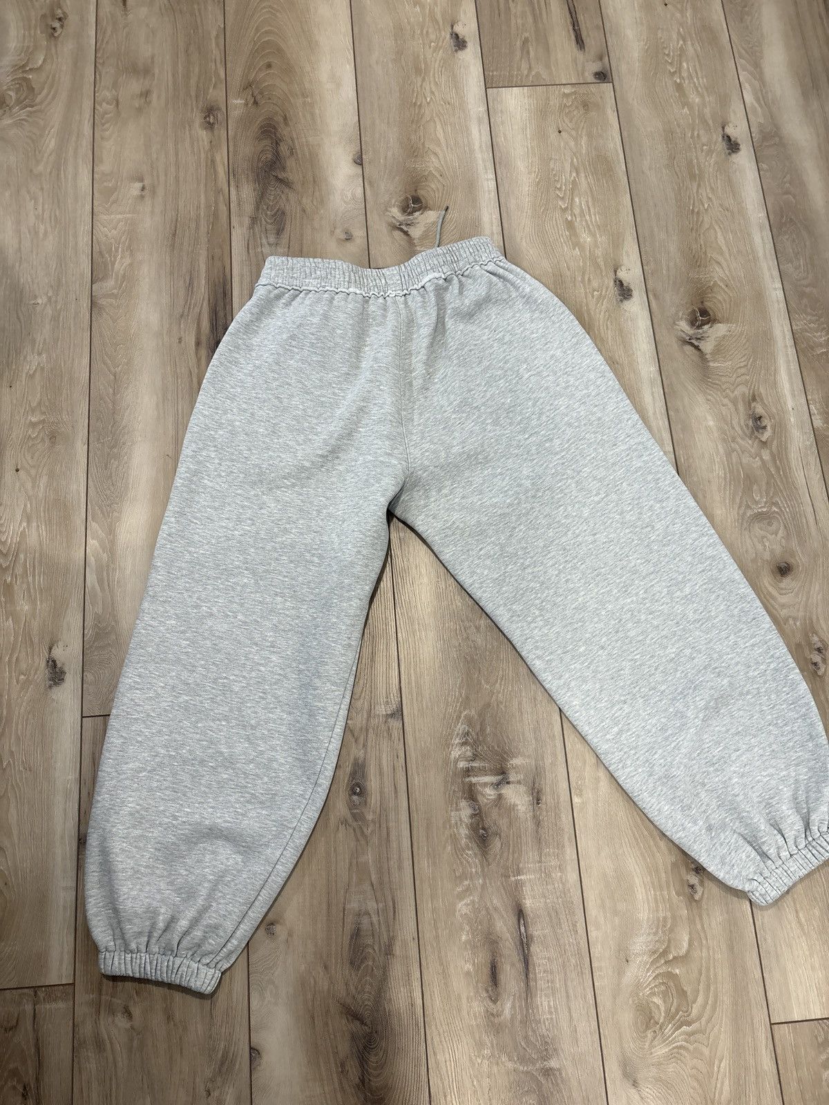 The GV Gallery THE GV GALLERY HEATHER GREY CUFFED SWEATS Size US 32 / EU 48 - 2 Thumbnail
