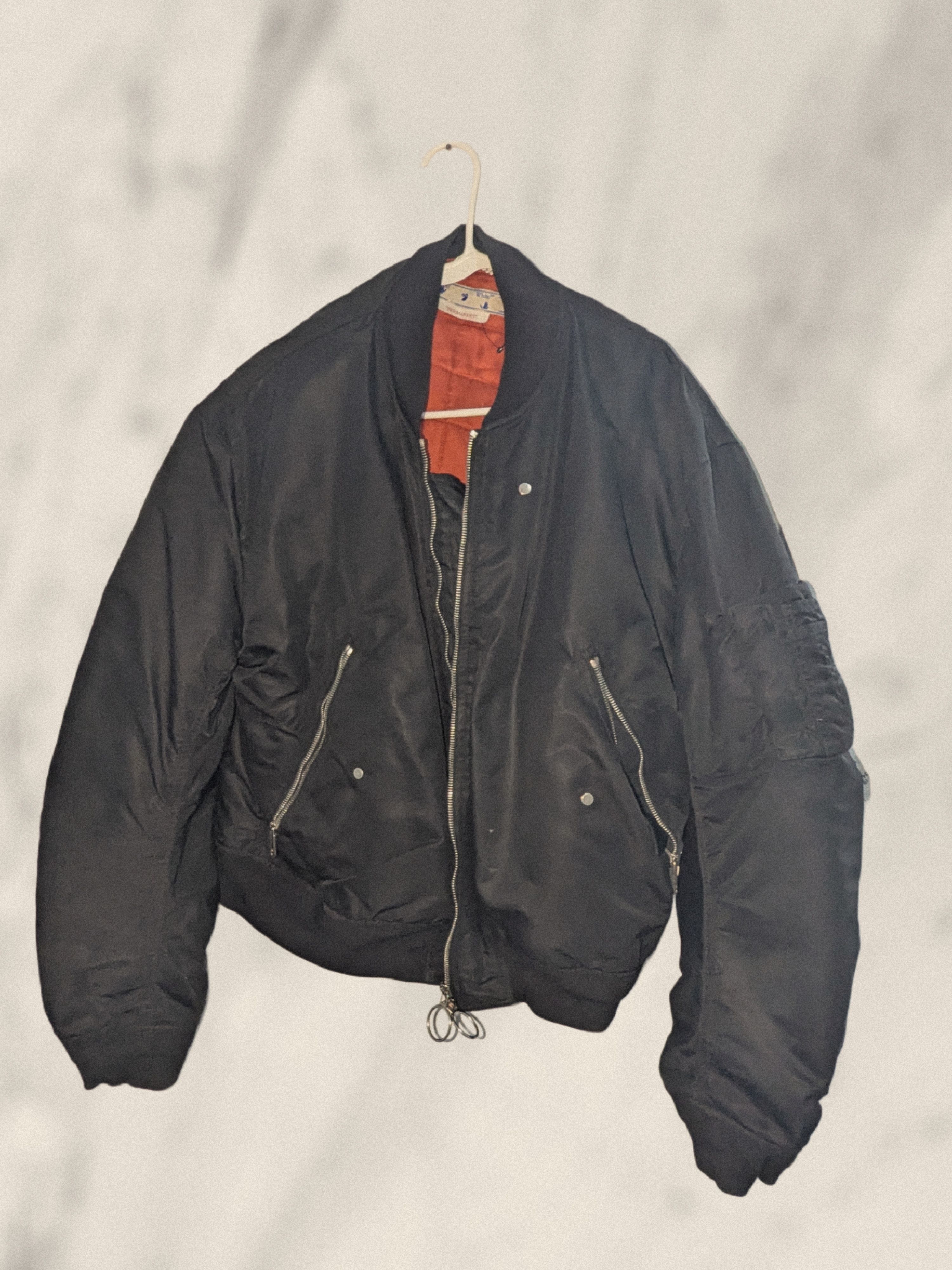 Off-White OFF-WHITE "WAVY" OVERSIZED BOMBER Size US L / EU 52-54 / 3 - 1 Thumbnail