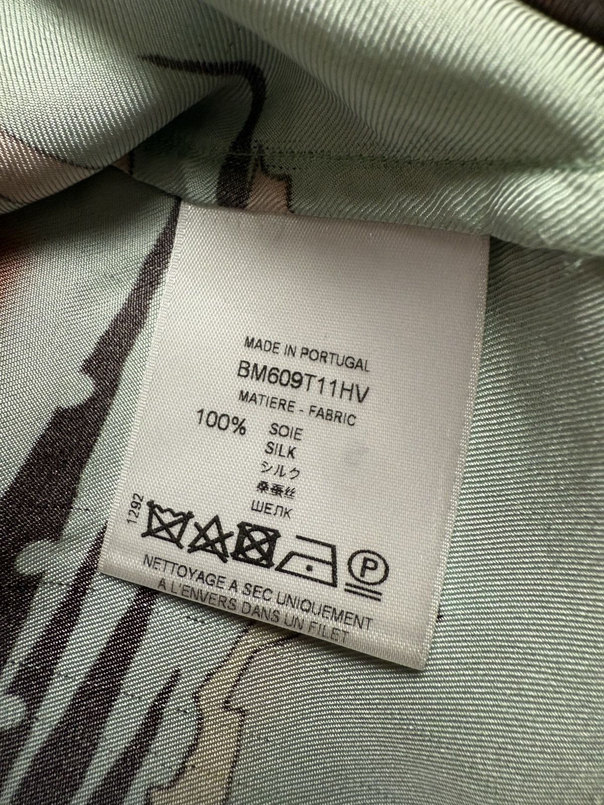 Givenchy Givenchy Japanese Print Silk Shirt Size US M / EU 48-50 / 2 - 6 Thumbnail
