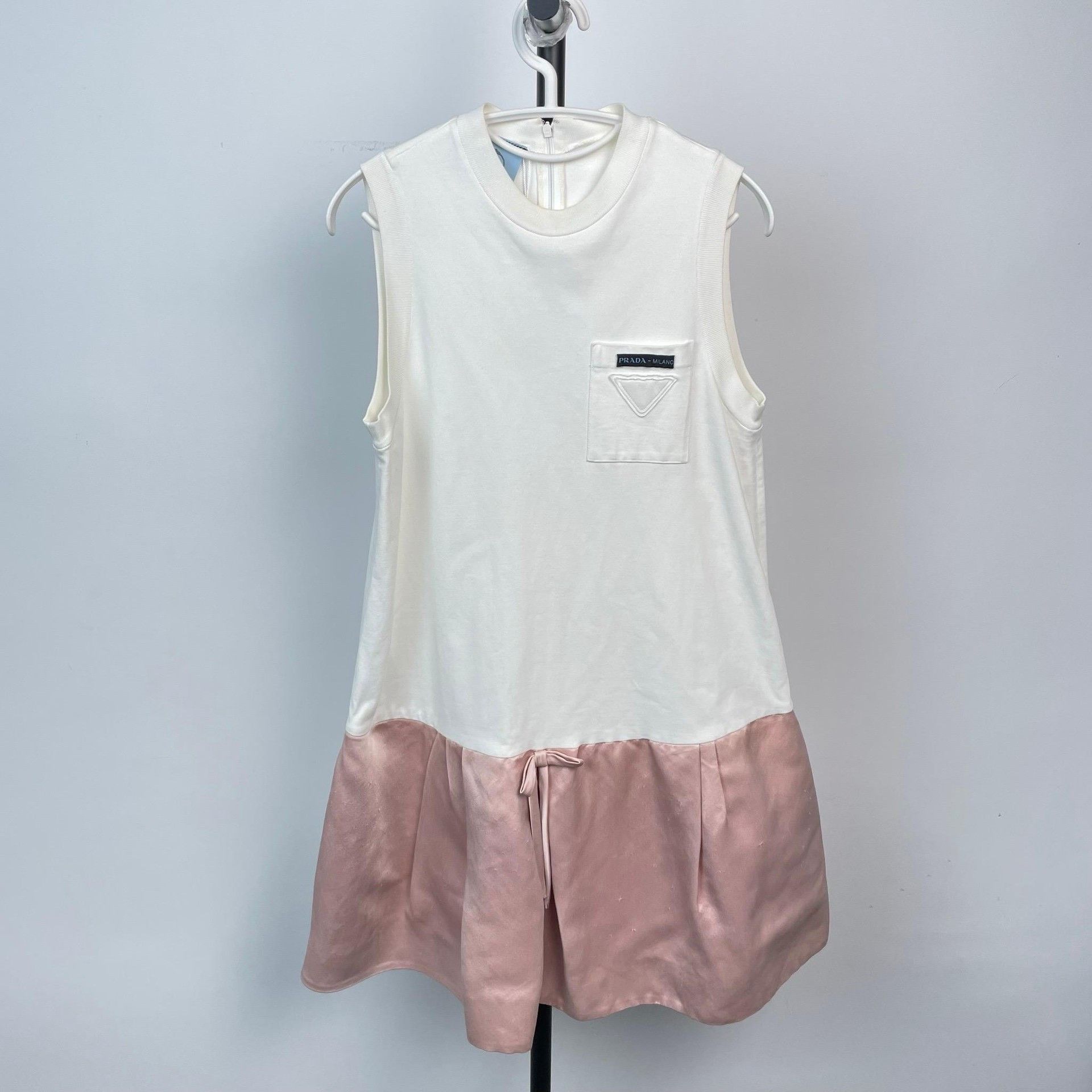 Prada Prada Bow Pink White Sleeveless Dress Size S / US 4 / IT 40 - 1 Thumbnail