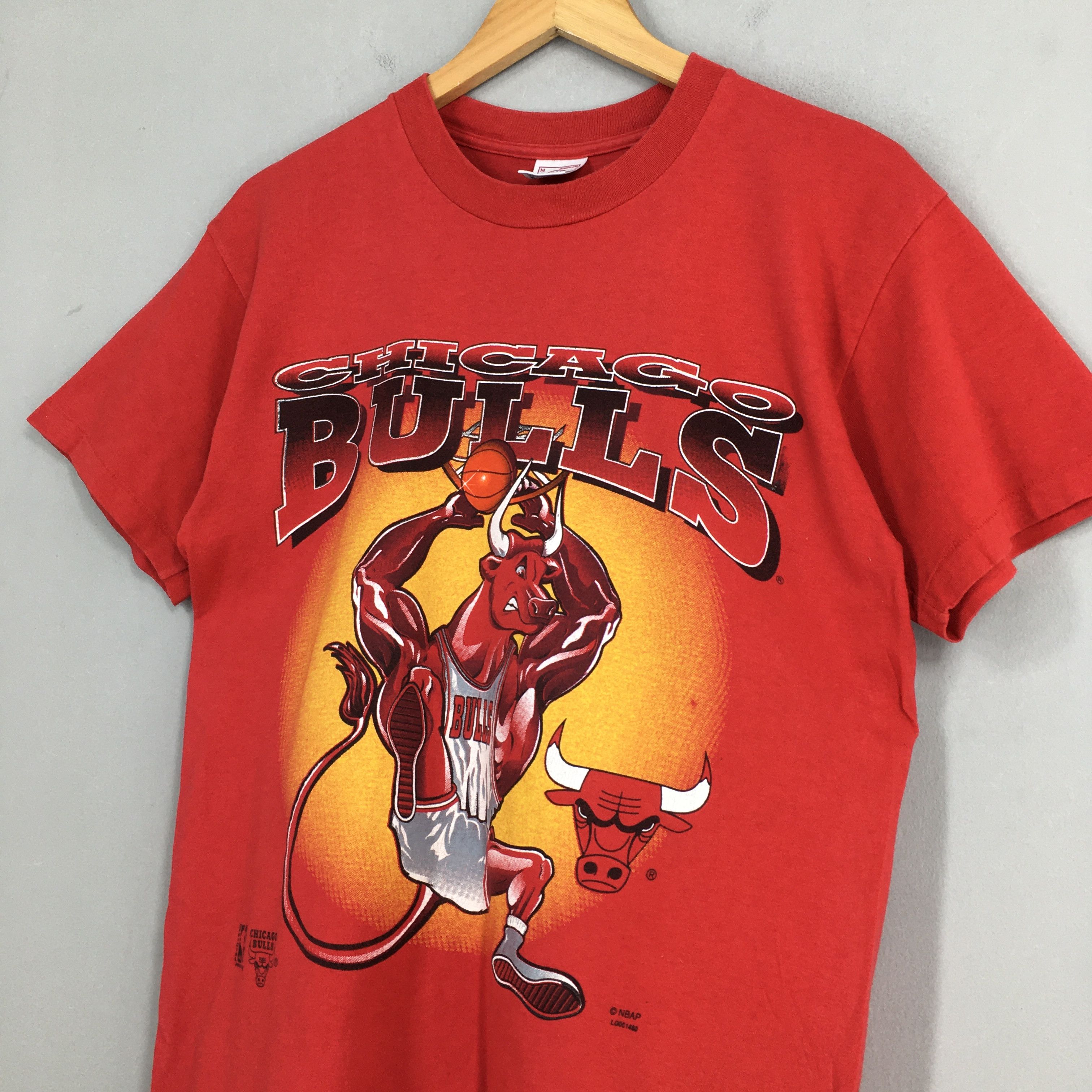 NBA 90's NBA Chicago Bulls Basketball Jordan Red T shirt Medium Size US M / EU 48-50 / 2 - 3 Thumbnail