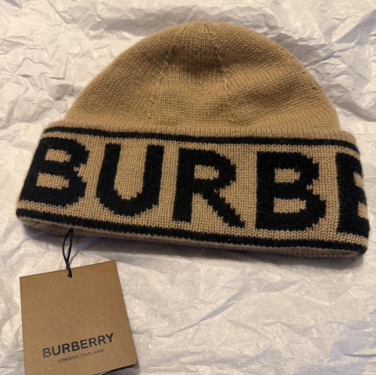 Burberry Burberry Cashmere Logo Beanie FW22 Size ONE SIZE - 1 Thumbnail