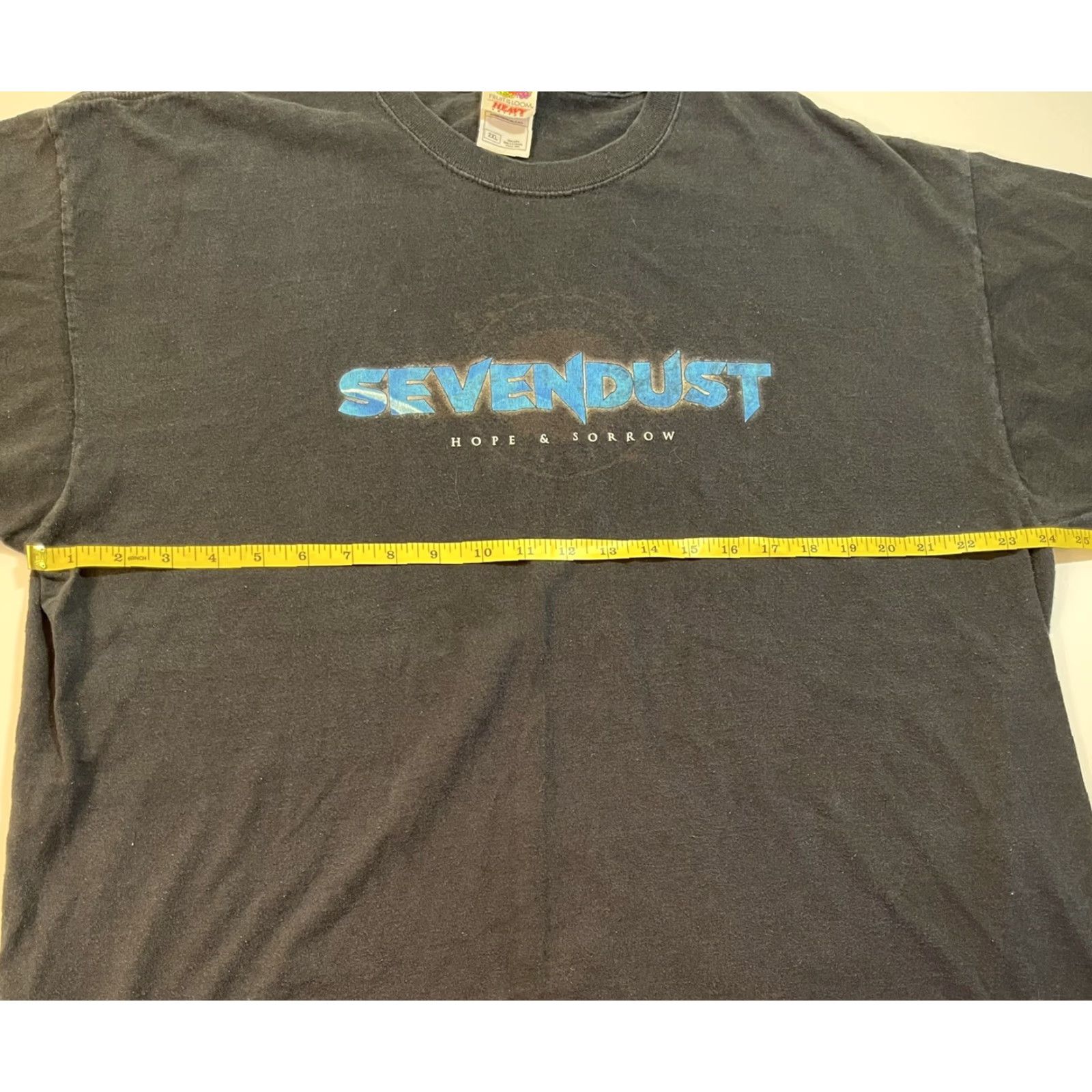 Fruit Of The Loom VINTAGE Sevendust Tour T-Shirt Mens 2XL Black Cotton Short Sleeve Round Neck Rock Band Tee 90s Concert USA Size US XXL / EU 58 / 5 - 5 Thumbnail