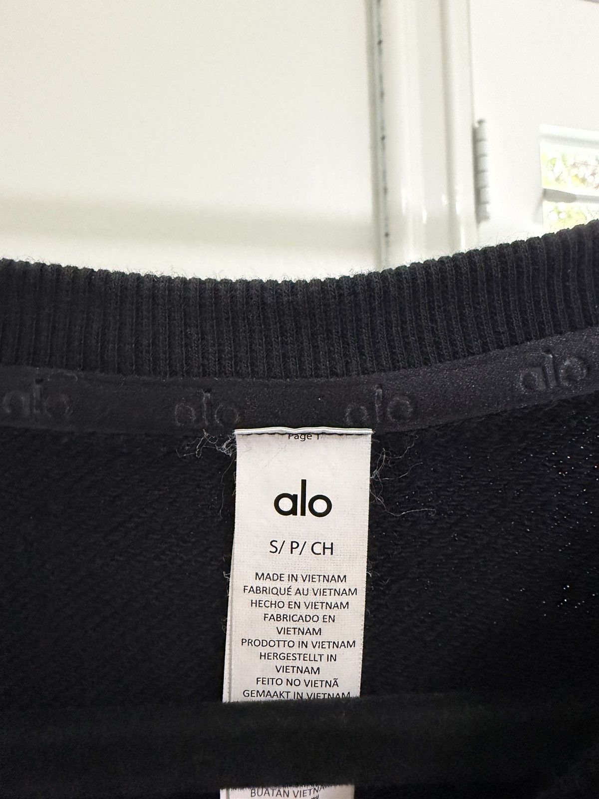 Alo Alo Yoga Black Crewneck Sweatshirt Size S Minimal Logo Size US S / EU 44-46 / 1 - 3 Thumbnail
