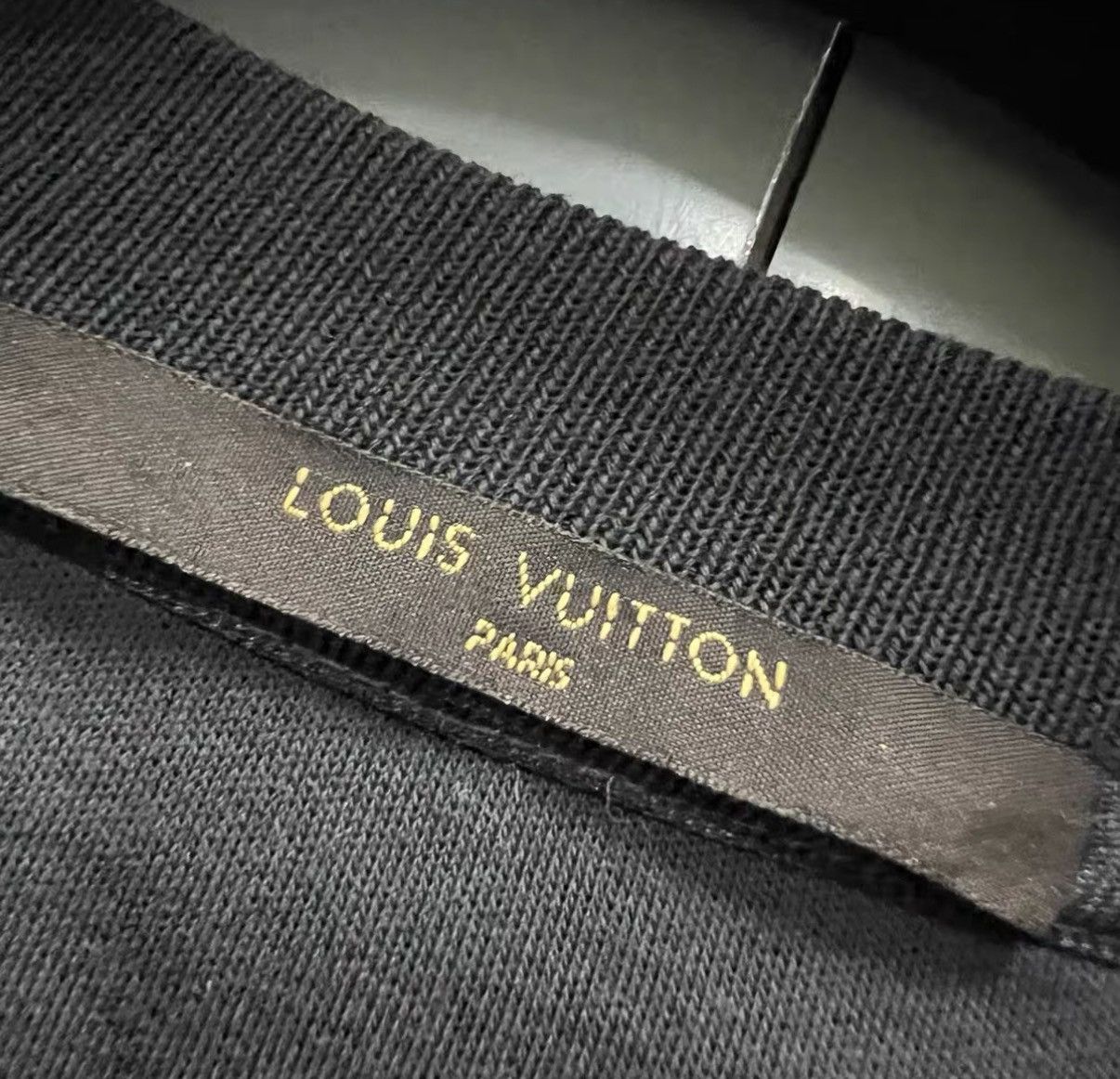 Louis Vuitton Louis Vuitton Cement Grey Printed Logo Sweatshirt J41 Size US XXL / EU 58 / 5 - 3 Thumbnail