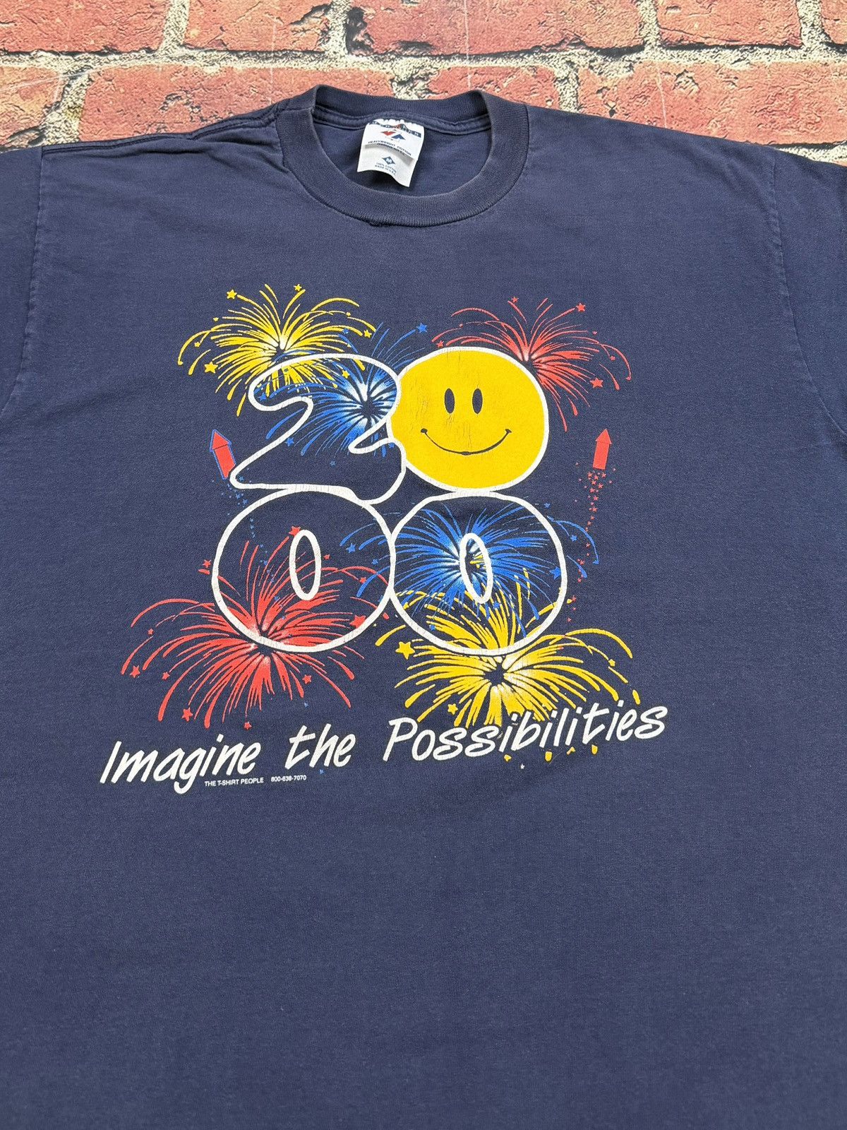 Jerzees Vintage Walmart Smiley Face Fireworks T Shirt 2000 USA Size US M / EU 48-50 / 2 - 2 Thumbnail