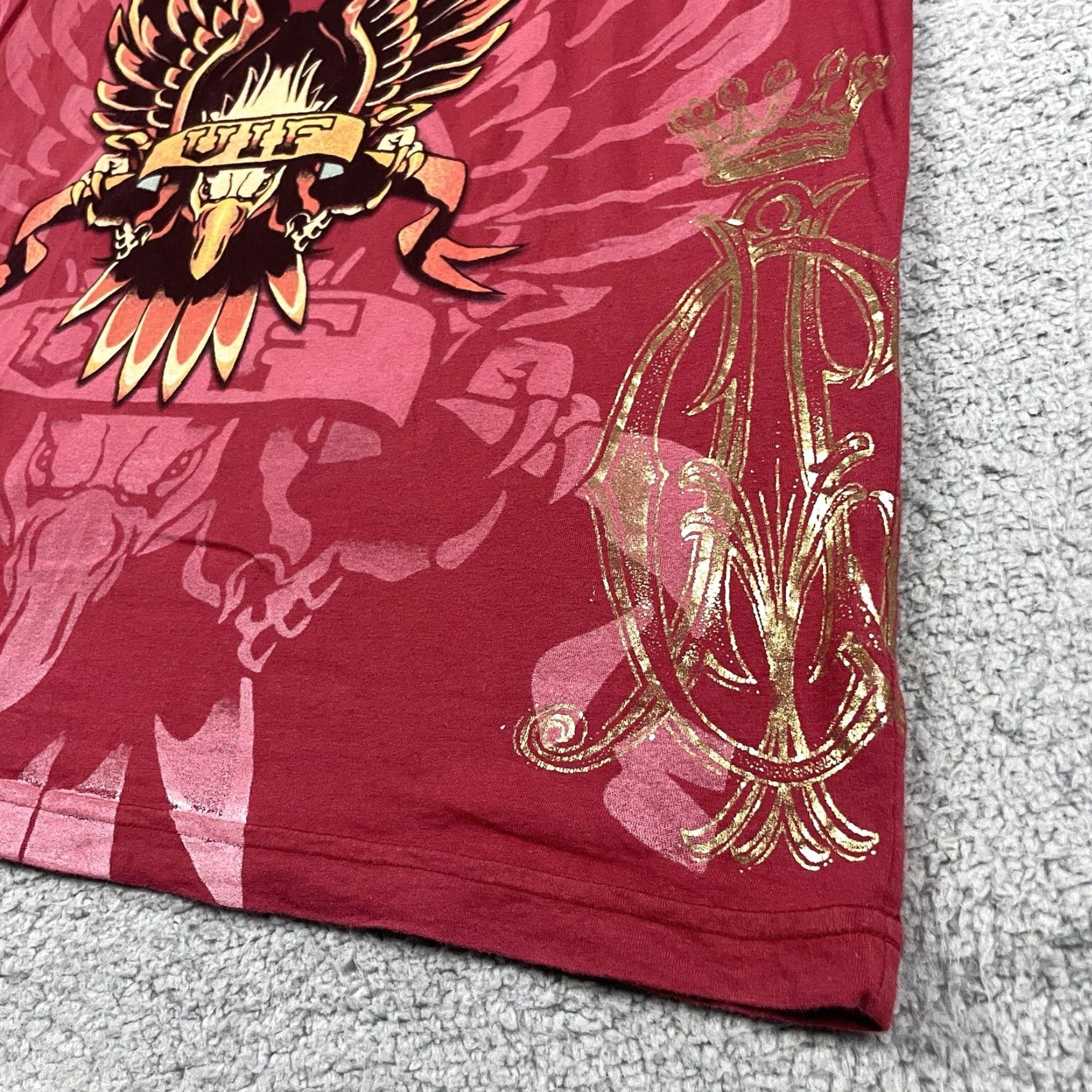 Vintage Christian Audigier T shirt Men’s L Red Short Sleeve AOP Gold Eagle Rose Rare* Size US L / EU 52-54 / 3 - 6 Thumbnail