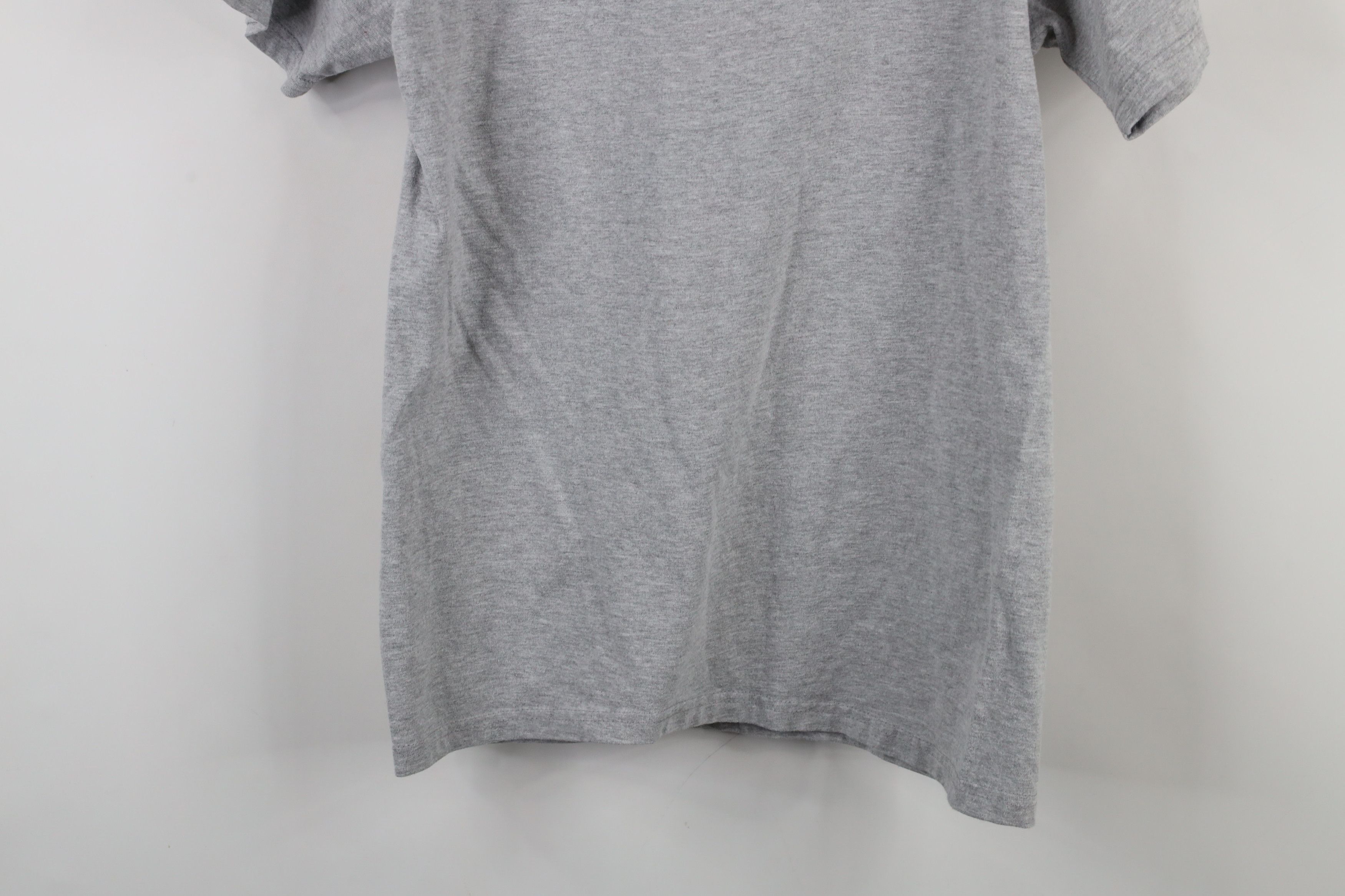 Vintage Vintage 90s Streetwear Bellagio Casino T-Shirt Gray USA Size M / US 6-8 / IT 42-44 - 12 Thumbnail