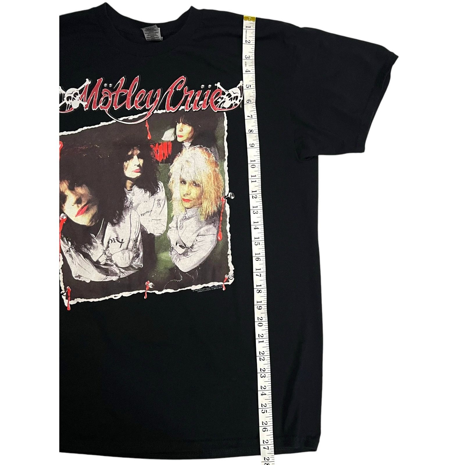 Gildan Motley Crue 1989 “Dr. Feelgood” Reprint Band T-Shirt – Large Size US L / EU 52-54 / 3 - 11 Thumbnail