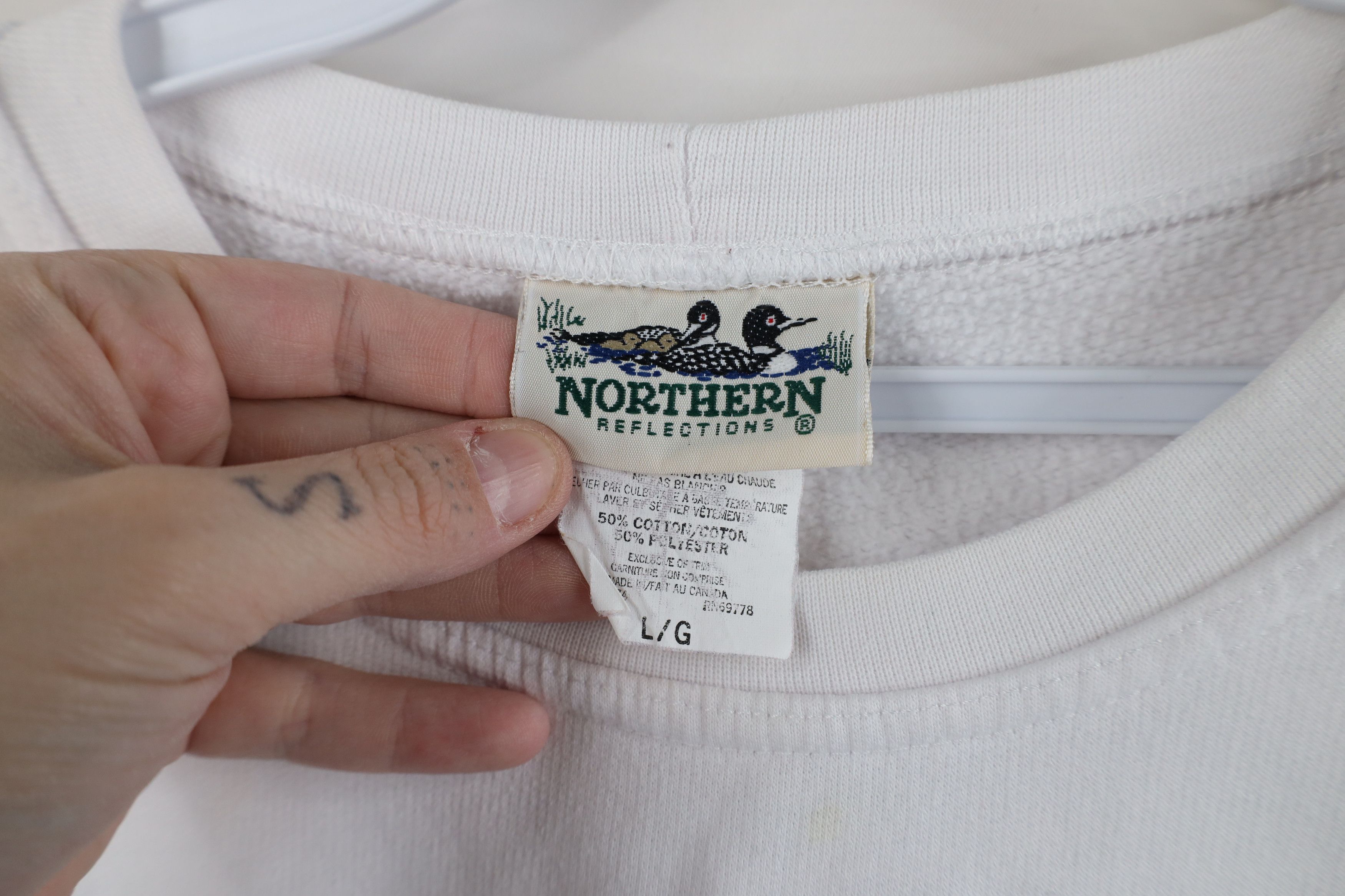 Vintage Vintage 90s Streetwear Cabin Flower Nature Sweatshirt White Size L / US 10 / IT 46 - 7 Thumbnail