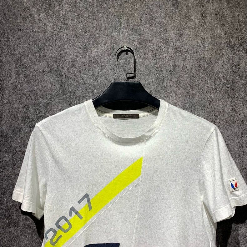 Louis Vuitton Louis Vuitton Americas Cup Short Sleeve 2501-Nextarrow Size US S / EU 44-46 / 1 - 6 Thumbnail