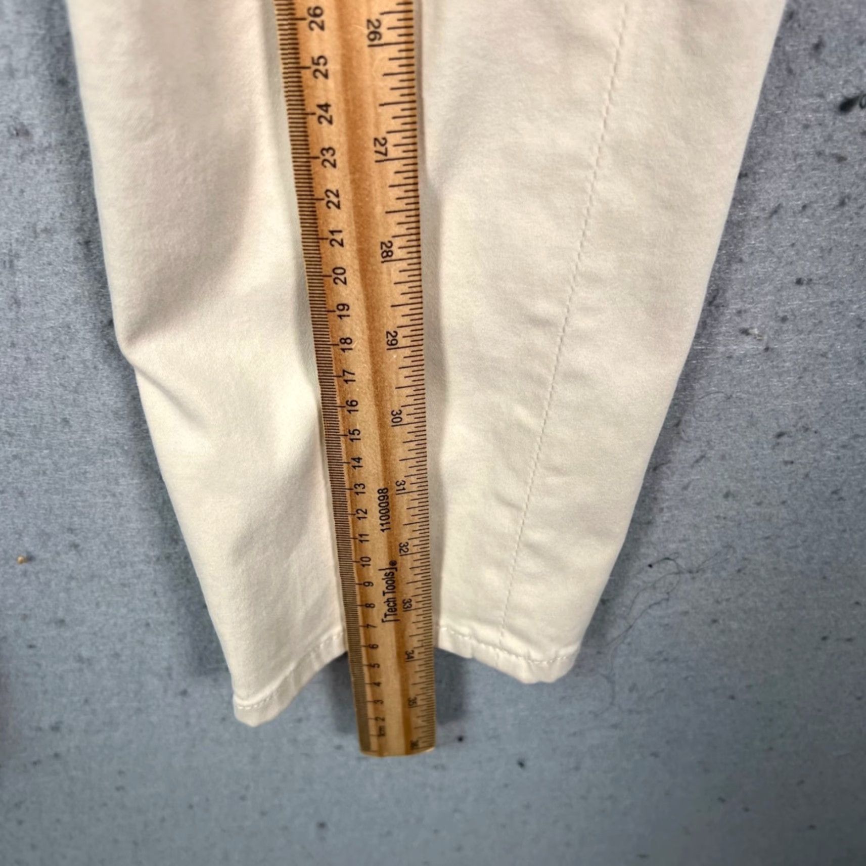 Vintage AG Adriano Goldschmied Womens Pants Cropped Beige Cotton Blend 28R Tapered Flat Front 26 Inseam Casual Size 28" / US 6 / IT 42 - 7 Thumbnail