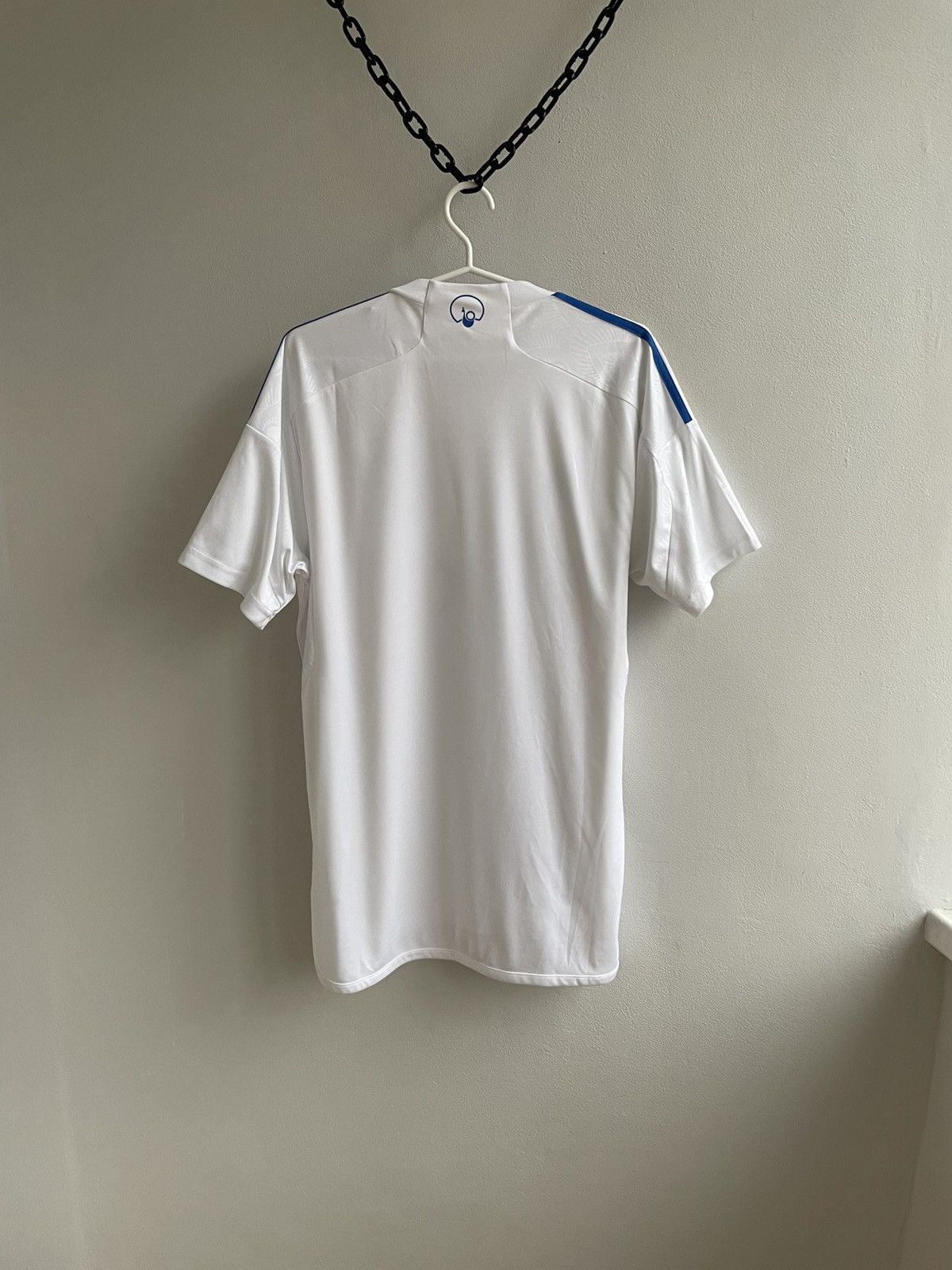Vintage Leeds United 2023 2024 Football Soccer Shirt Jersey Adidas Size US L / EU 52-54 / 3 - 12 Thumbnail