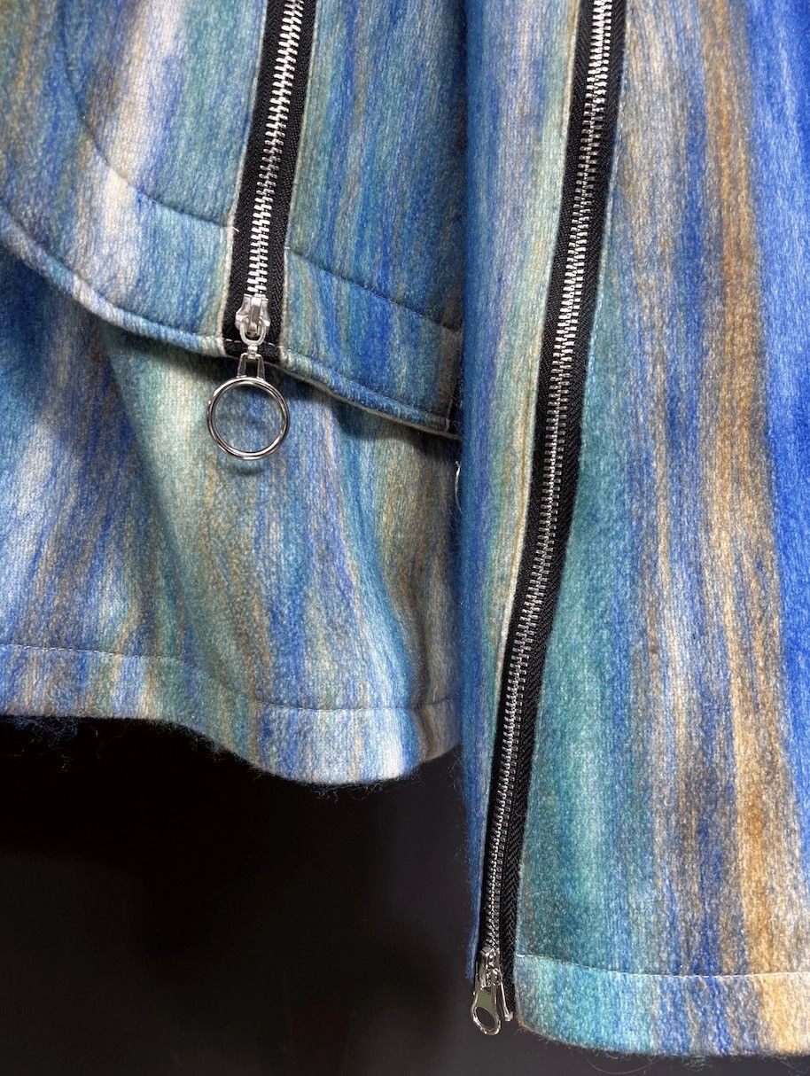 Other Wavy Color-Blocked Oversized Jacket Size US M / EU 48-50 / 2 - 4 Thumbnail