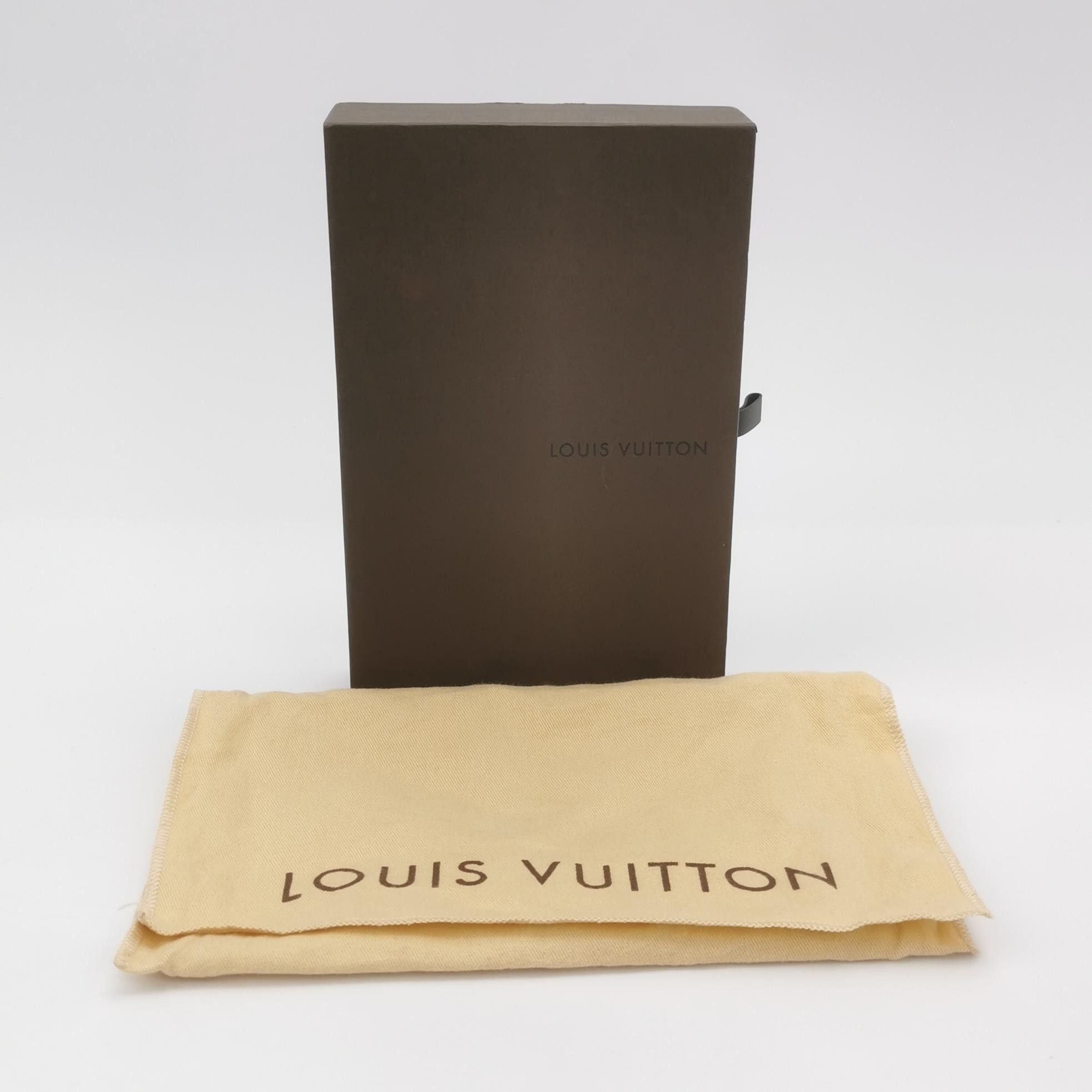 Louis Vuitton Louis Vuitton (LV) Cowhide Checkerboard Clutch -y2506 Size ONE SIZE - 9 Thumbnail