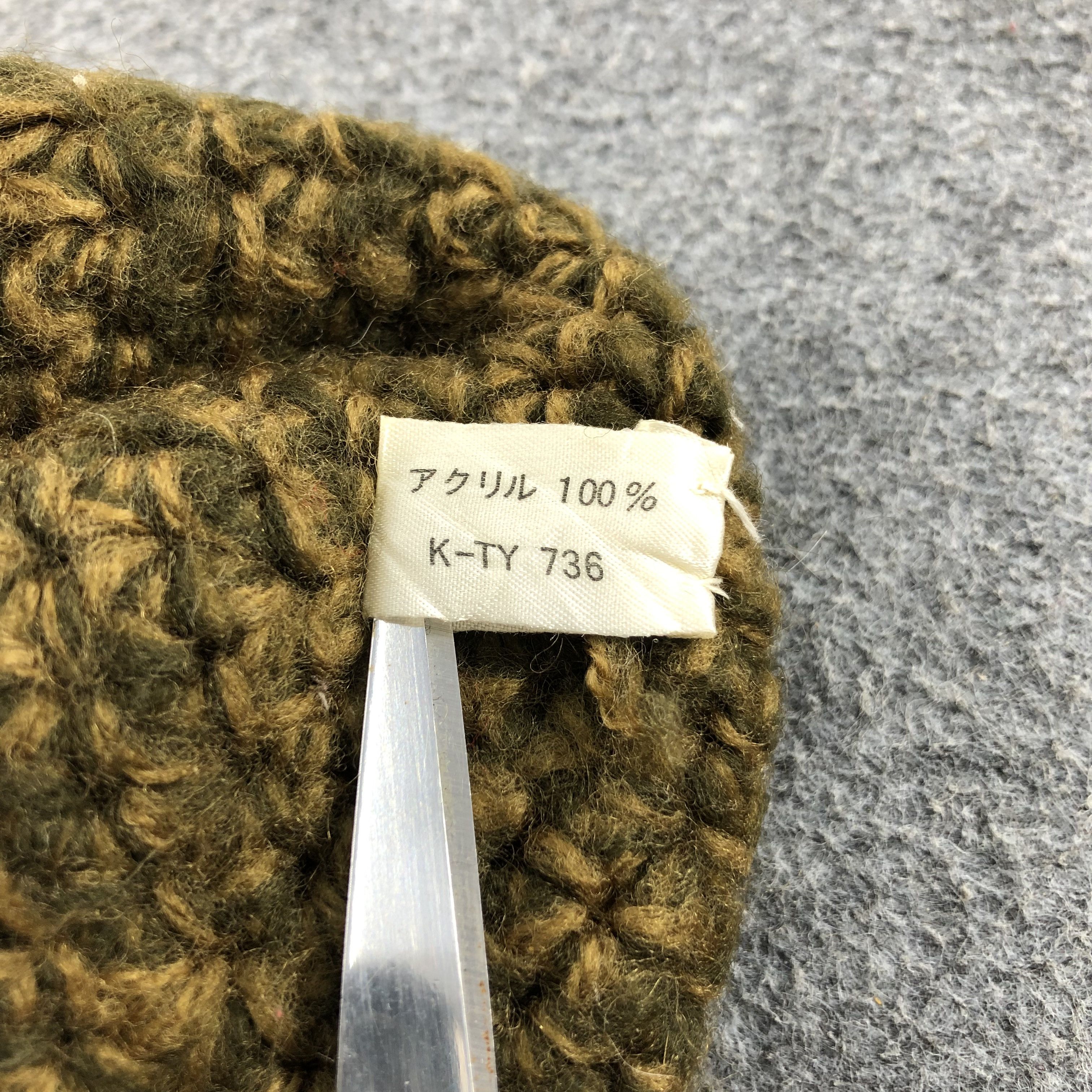 Vintage Knit Crochet Floral Beanie Snowcap Snow Hat B75 Size ONE SIZE - 4 Thumbnail