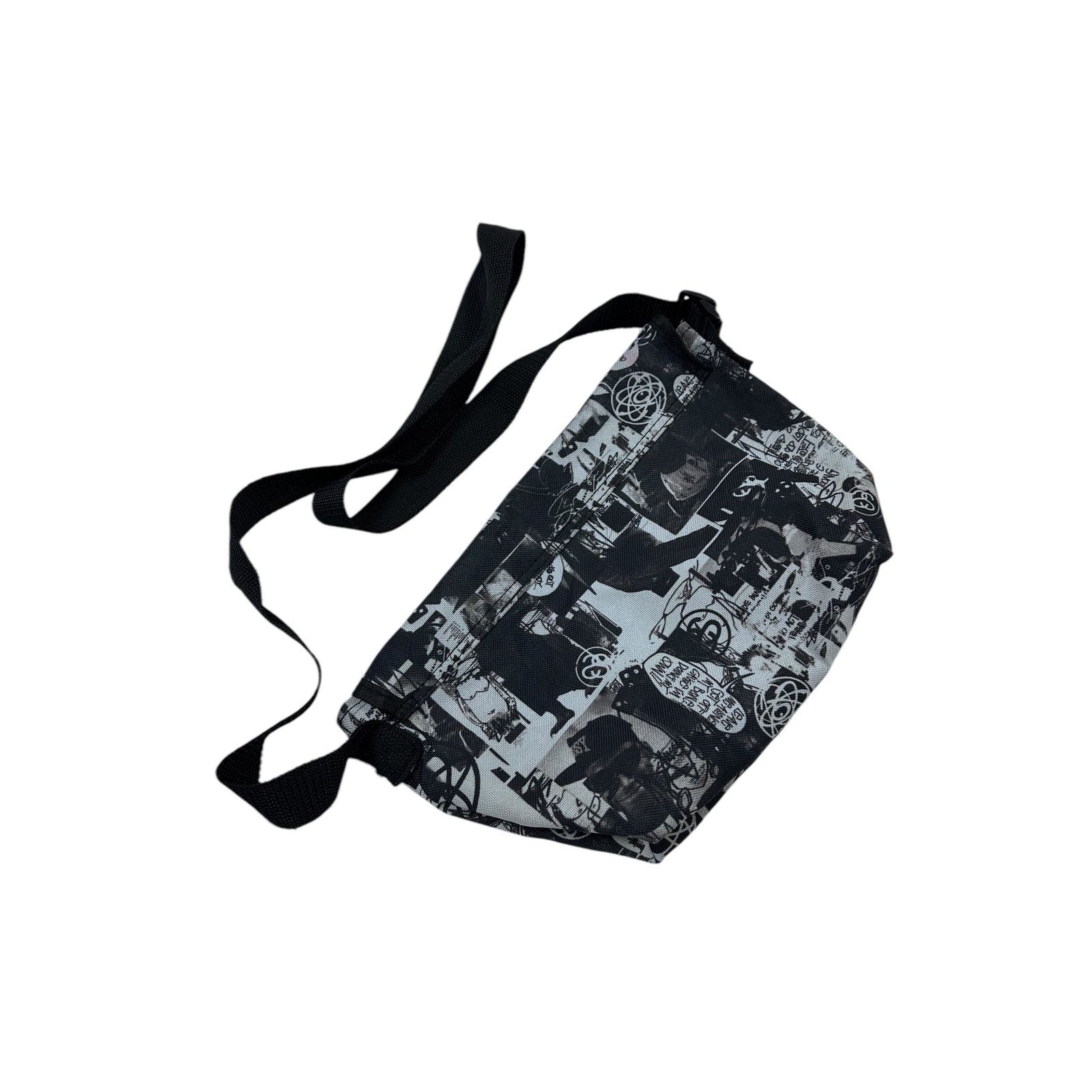 Futura × Stussy Stussy X Futura 2010 SideBag | Grailed