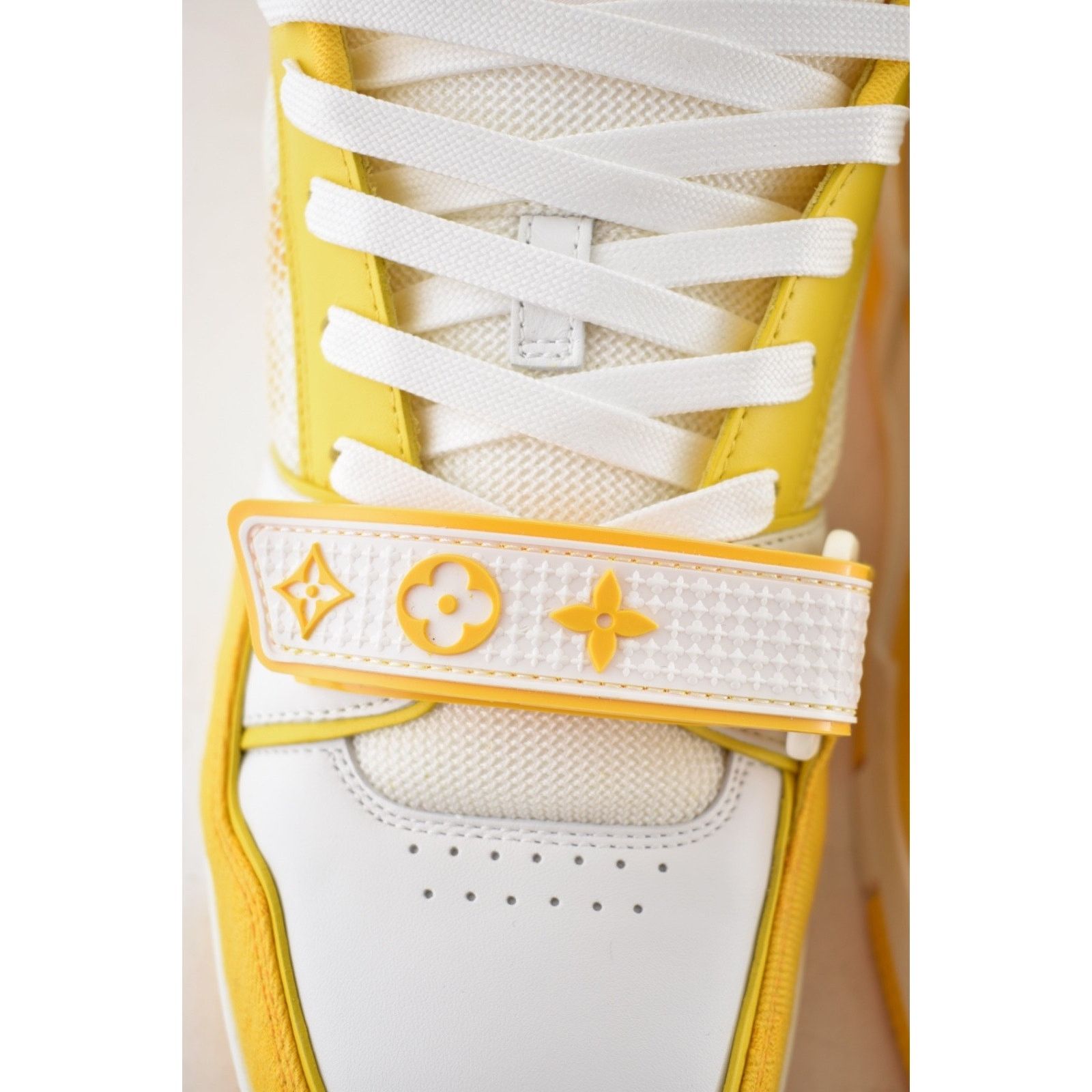 Louis Vuitton Louis Vuitton Denim Yellow Monogram White Low Top Size US 10 / EU 43 - 8 Thumbnail