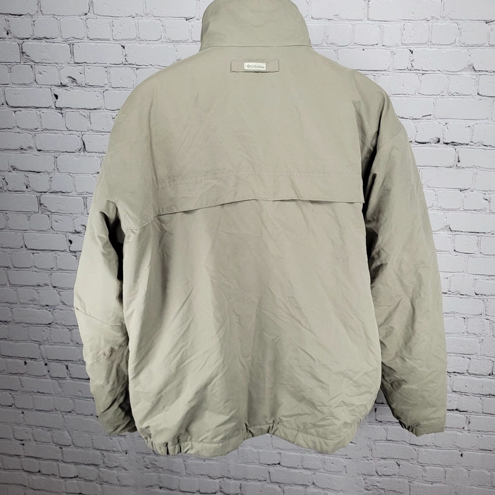 Vintage VINTAGE Columbia Beige Grey Microfiber Insulated Fleece Lined Inner Pockets Jacket XLT Size US XL / EU 56 / 4 - 2 Thumbnail