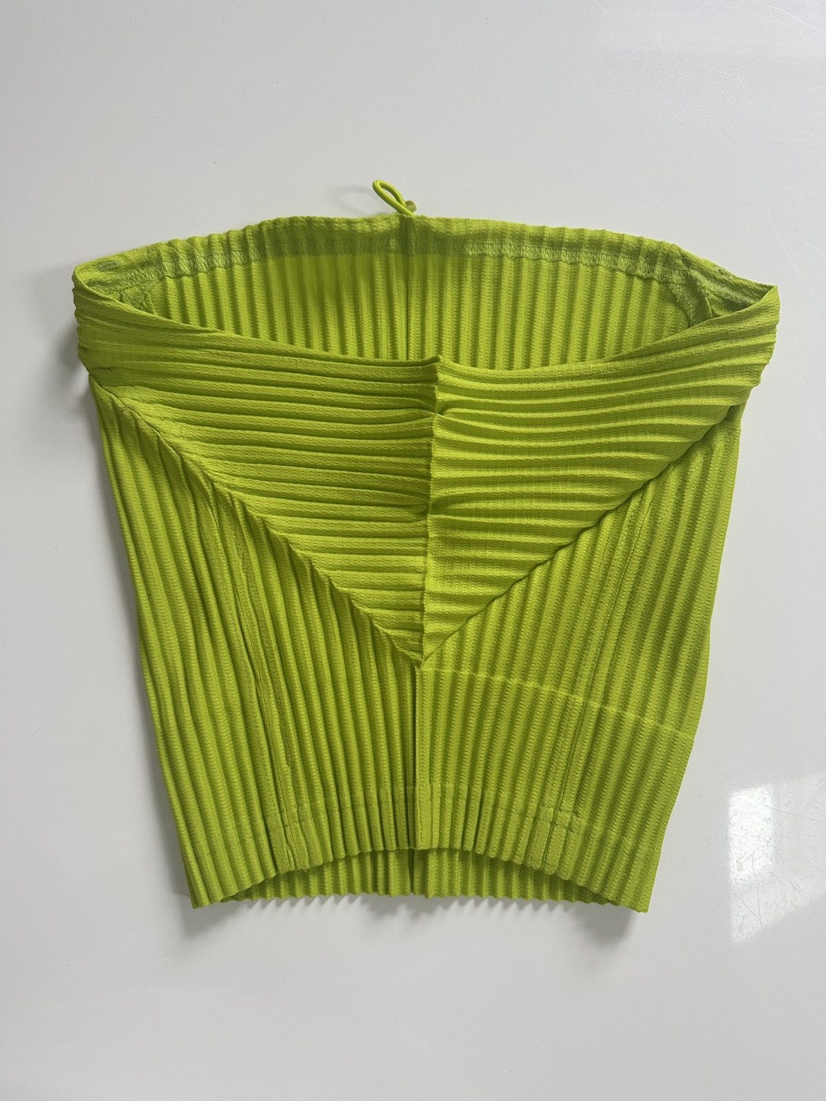 Homme Plisse Issey Miyake HOMME PLISSÉ ISSEY MIYAKE Green Pleats Tube Neck Warmer Size ONE SIZE - 1 Thumbnail
