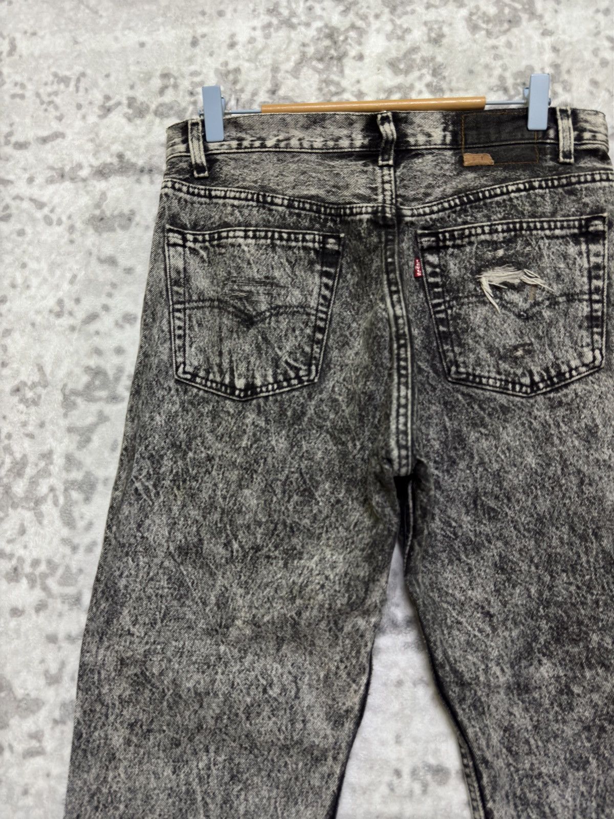 Levi's Vintage Clothing Vintage Levi’s 501 Grey Acid Wash Distressed Jeans Raw Hem Size US 31 - 10 Thumbnail