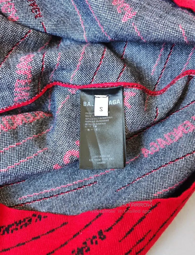 Balenciaga Balenciaga Bulletproof Full Print Logo Sweater Knit - Wool Size US S / EU 44-46 / 1 - 4 Thumbnail