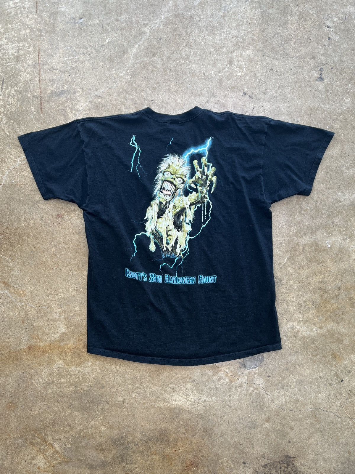Vintage Vintage Knott's Scary Farm Halloween Zombie Tee XXL Size US XXL / EU 58 / 5 - 2 Thumbnail
