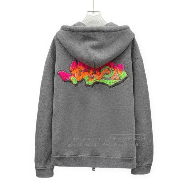 Louis Vuitton Louis Vuitton 22 Grey 3D graffiti logo printed cotton hood Size US M / EU 48-50 / 2 - 2 Thumbnail