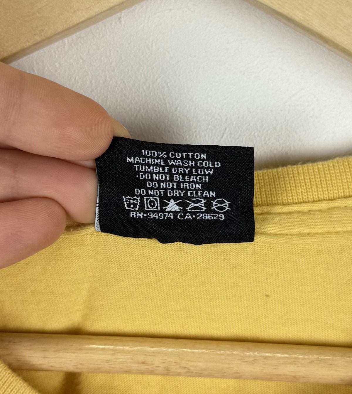Stussy Stussy Sounds Crew Neck Short Sleeve T-shirt Yellow Too Logo Size US M / EU 48-50 / 2 - 5 Thumbnail