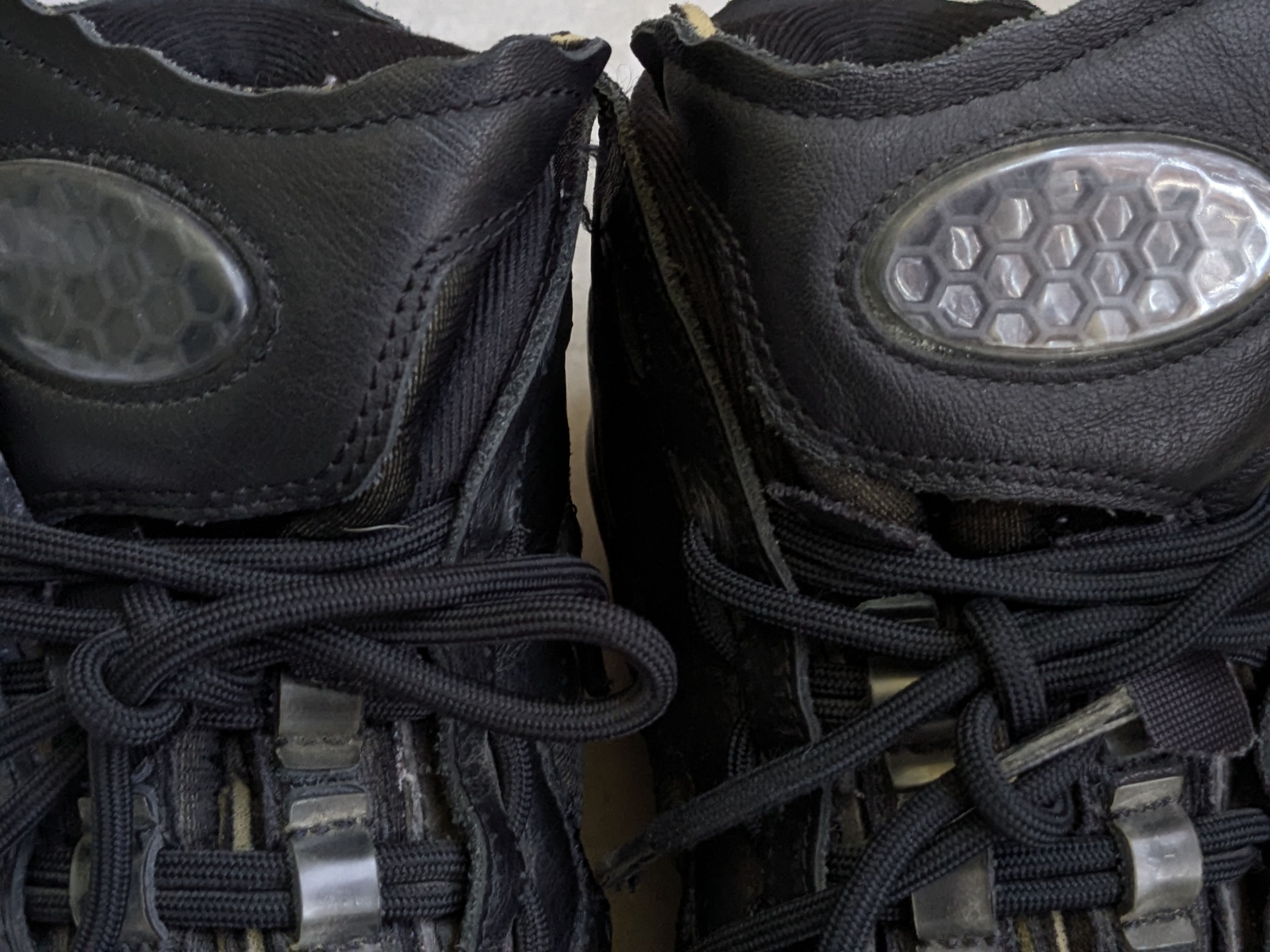 Maison Margiela Maison Margiela Reebok Question Black 9.5 High Tops Leather Size US 9.5 / EU 42-43 - 7 Thumbnail