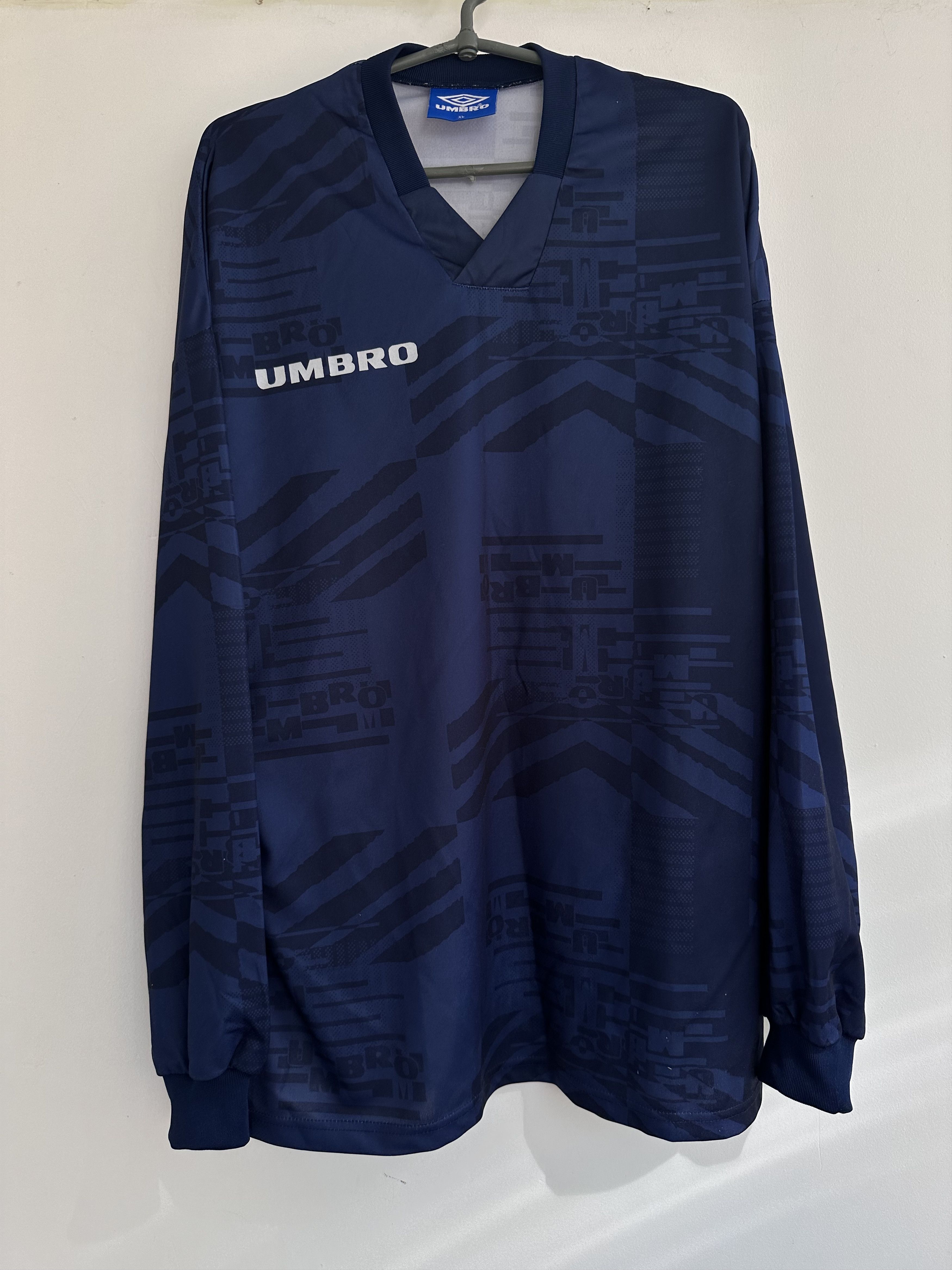 Umbro × Vintage Umbro vintage Soccer Jersey Size US XL / EU 56 / 4 - 1 Thumbnail