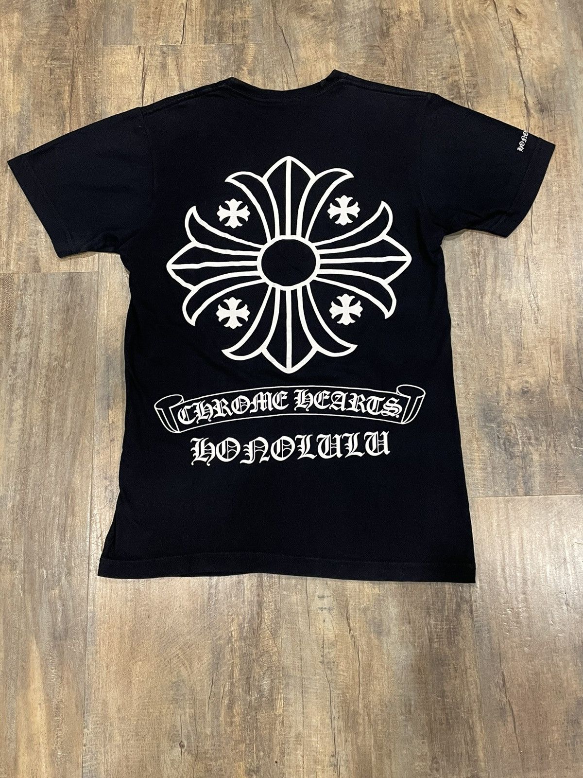 image of Chrome Hearts Honolulu Exclusive Cross Logo Pocket Tee in Black, Men's (Size Small)