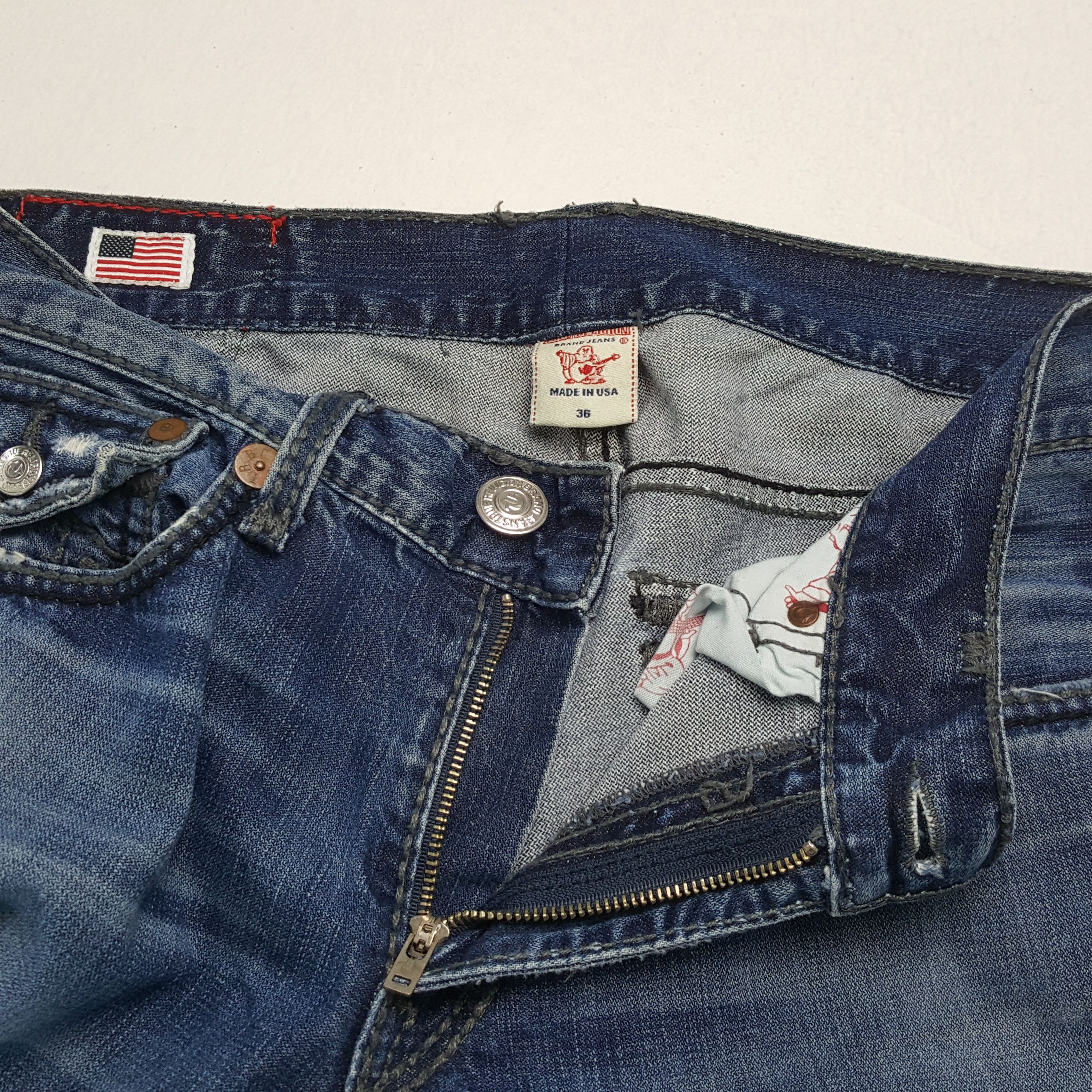 Vintage TRUE RELIGION American Brand Distressed Jeans