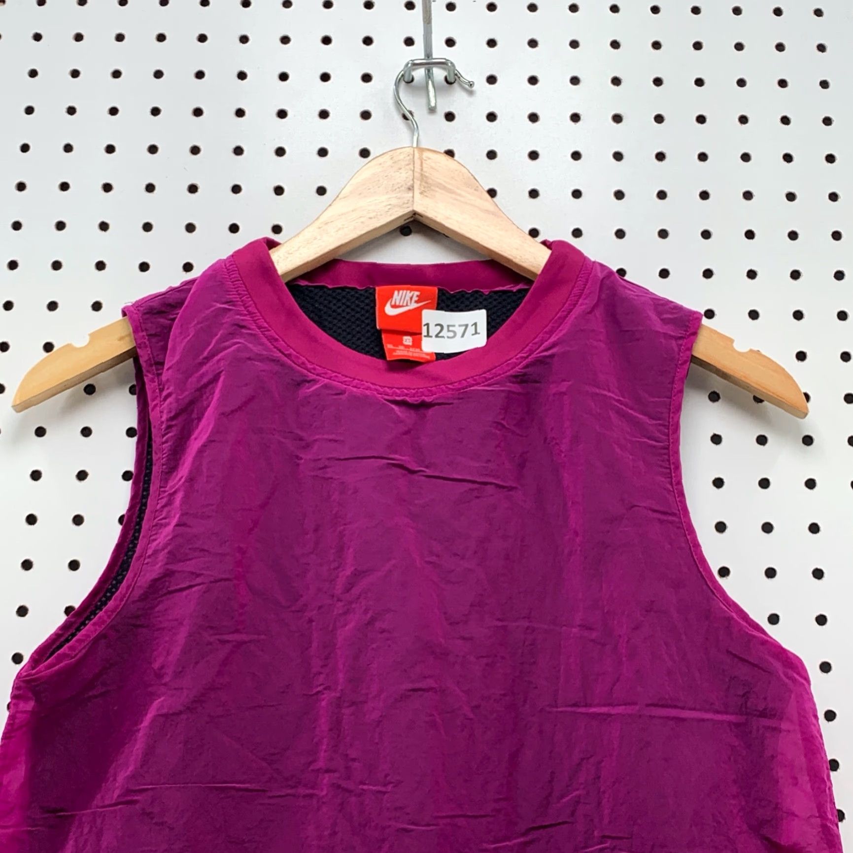 Nike Nike Shirt Adult Womens XS Tank Sleeveless Crew Neck Activewear Pink Maroon 90s? (if not known, skip) Size XS / US 0-2 / IT 36-38 - 5 Thumbnail