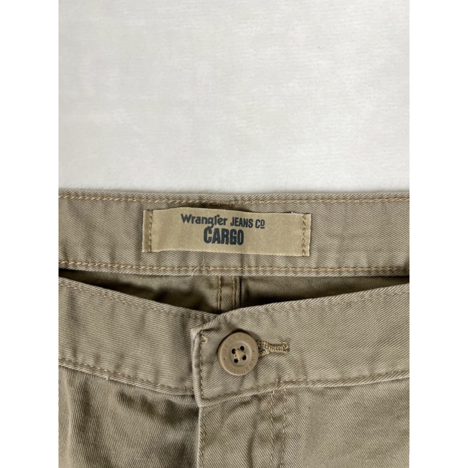 Wrangler Wrangler Relaxed Fit Cargo Pants Mens 38x30 Beige Cotton Spandex Straight 30in Inseam Casual Workwear Pocket Cargo N/A** Size US 38 / EU 54 - 4 Thumbnail