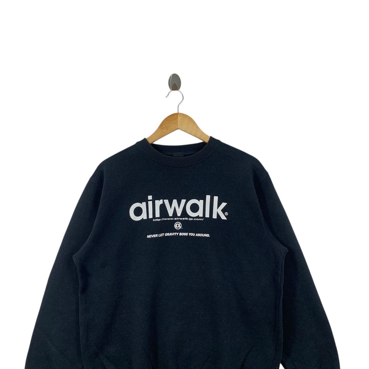 Airwalk Vintage AIRWALK SKATEBOARD Modern Streetwear Sweatshirt Size US L / EU 52-54 / 3 - 2 Thumbnail