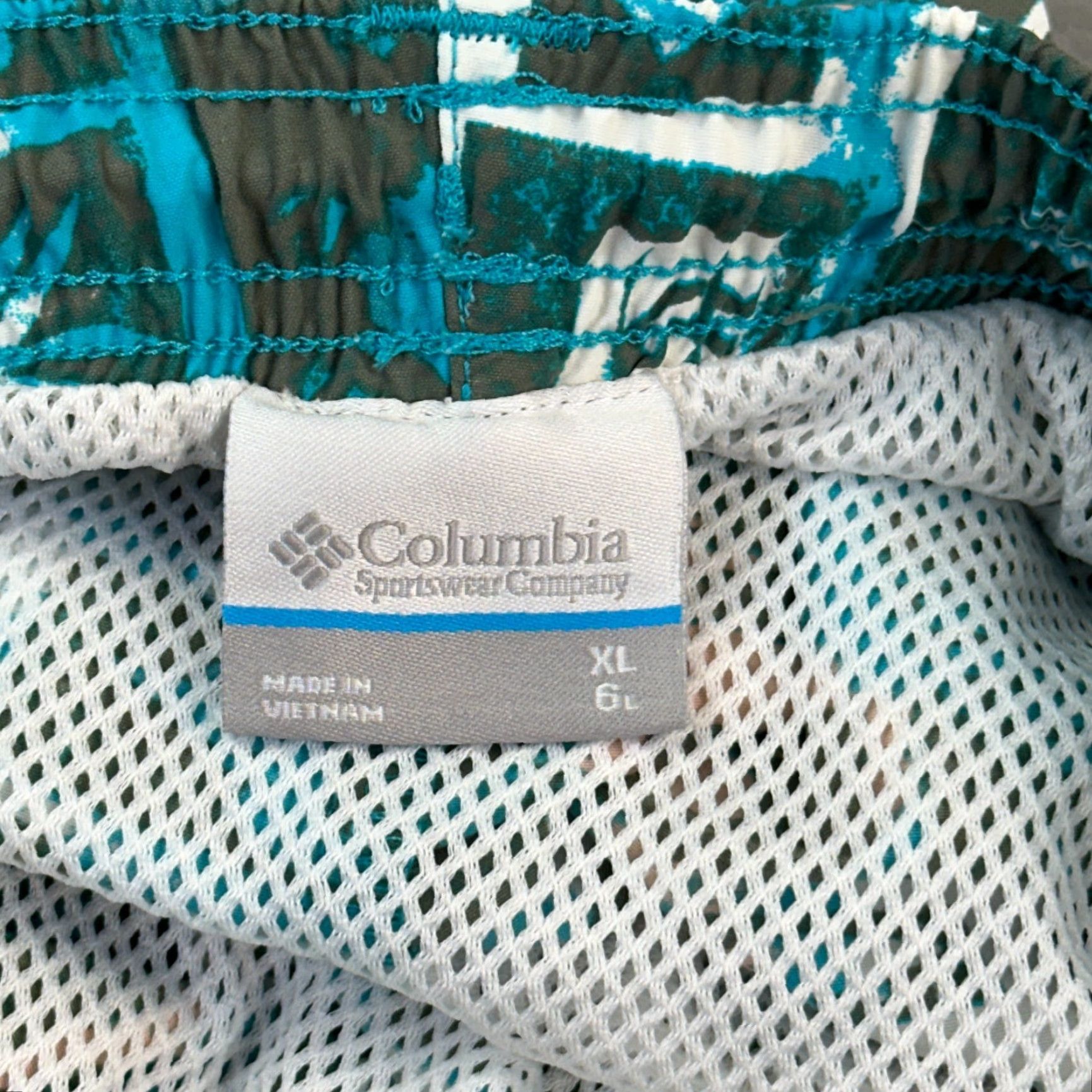 Vintage Columbia PFG Super Backcast Shorts Mens XL Hawaiian Print Nylon 6" Water Short Size US 36 / EU 52 - 6 Thumbnail