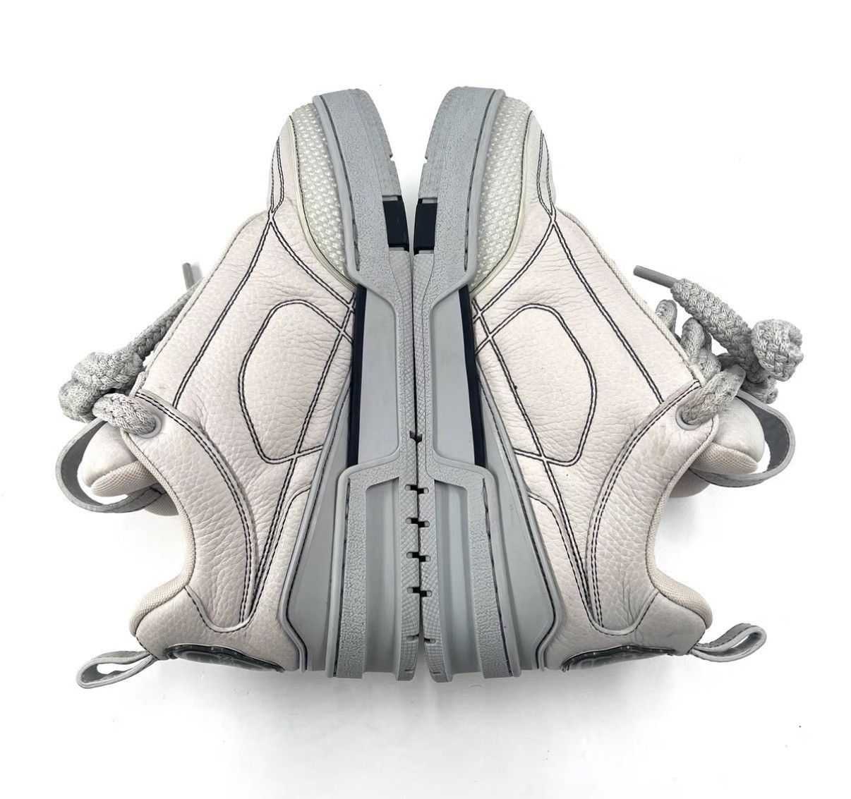 Louis Vuitton Louis Vuitton LV Skate Grey Sneakers K12 Size US 7.5 / IT 37.5 - 6 Thumbnail