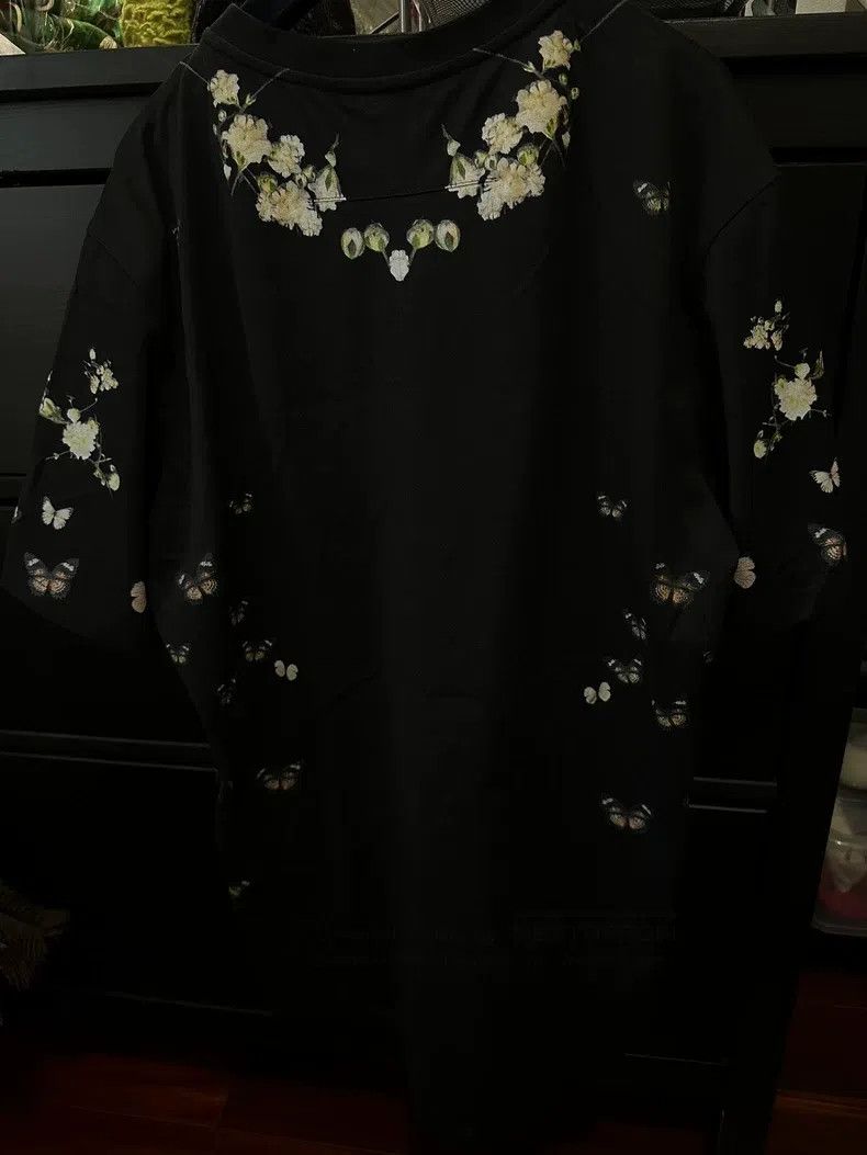 Givenchy Givenchy Madonna Starry Short-Sleeve T-Shirt Size US S / EU 44-46 / 1 - 3 Thumbnail