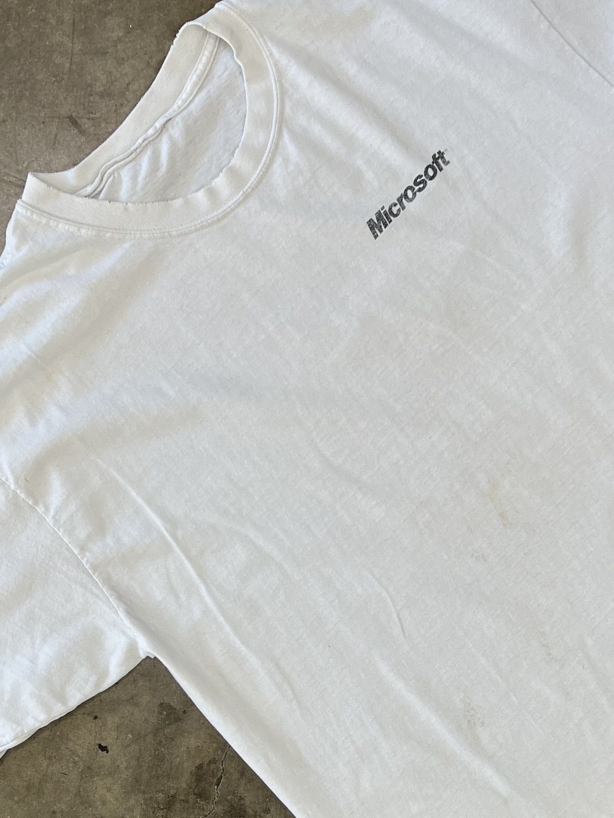 Vintage Vintage 2000s Microsoft Tech Net Tech Tee XL Size US XL / EU 56 / 4 - 4 Thumbnail