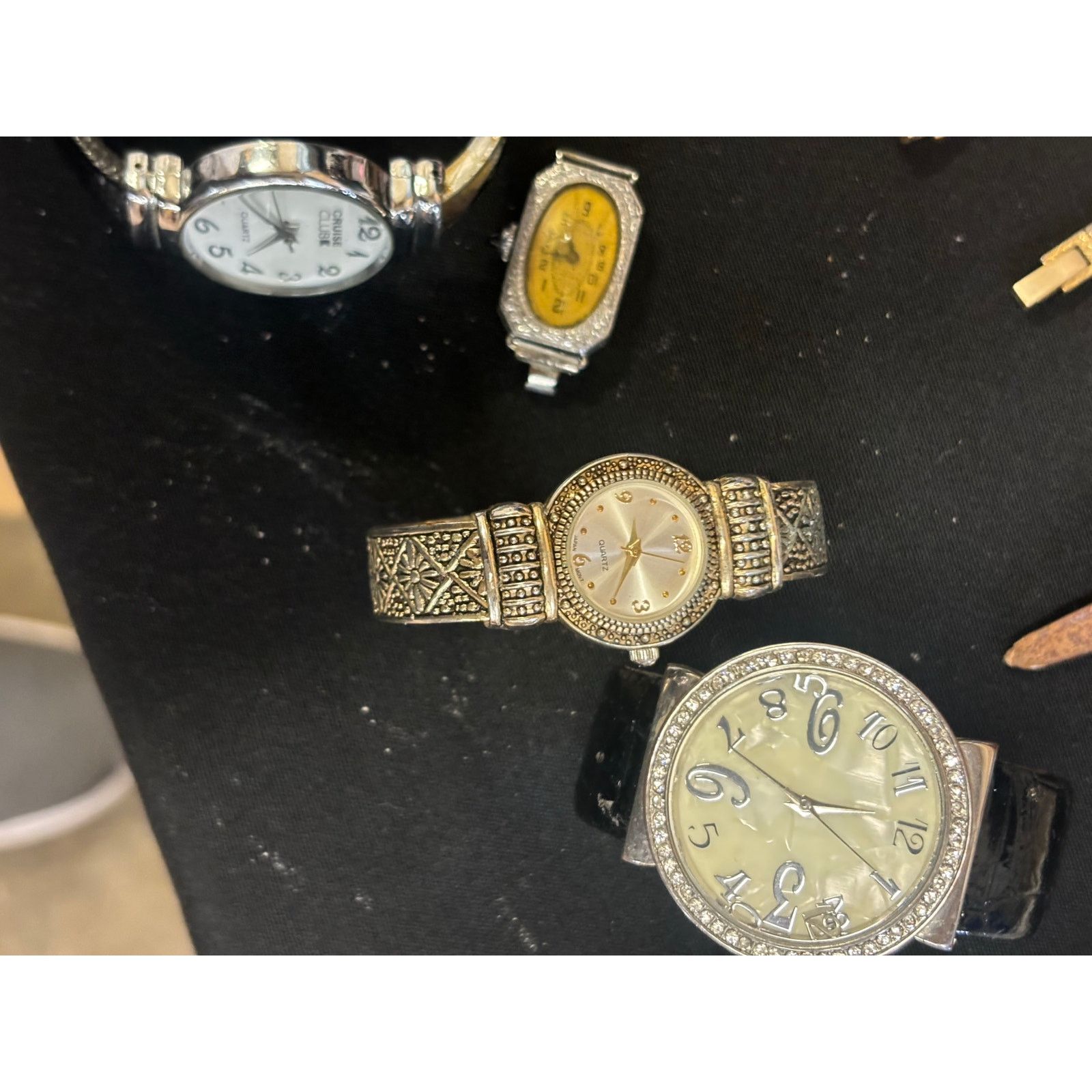 Seiko 23 Women’s Watches! Seiko, Citizens,Pulsar ect. Parts/Repair Size ONE SIZE - 2 Thumbnail