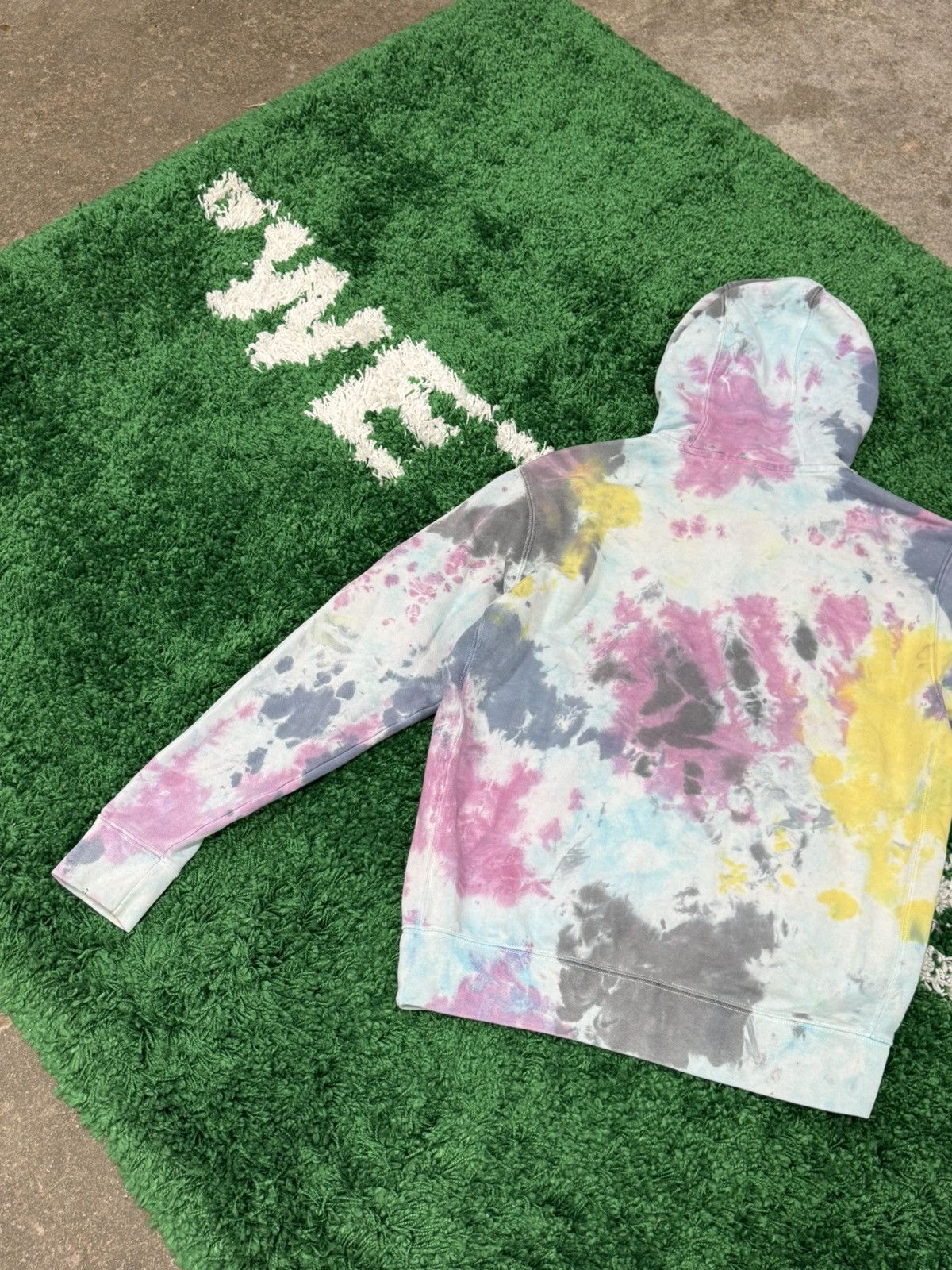 Nike Nike Tie Dye Logo Mini Swoosh Hoodie Small Size US S / EU 44-46 / 1 - 5 Thumbnail