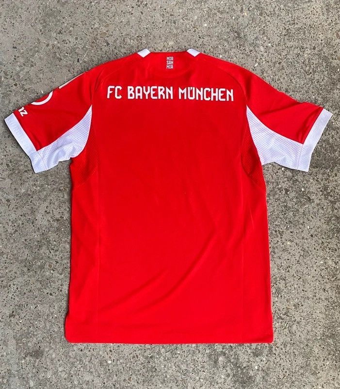 Adidas Soccer jersey Adidas FC Bayern 25/26 Home Authentic Size M Size US M / EU 48-50 / 2 - 2 Thumbnail