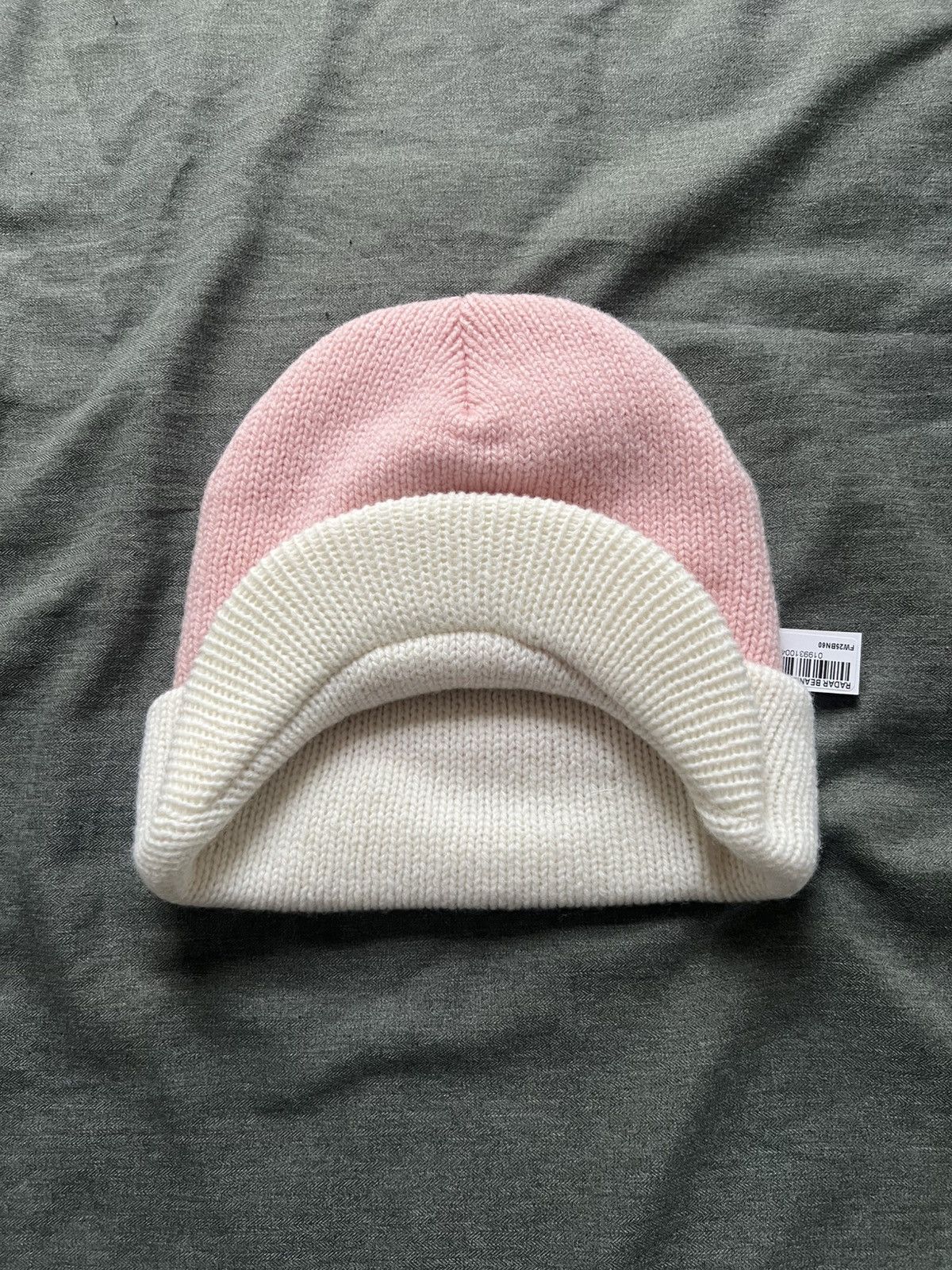 Supreme Supreme Radar Beanie Pink Size ONE SIZE - 2 Thumbnail