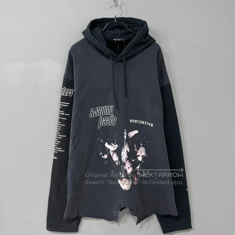 Balenciaga Balenciaga Backwards writing hooded sweater Size US M / EU 48-50 / 2 - 1 Thumbnail
