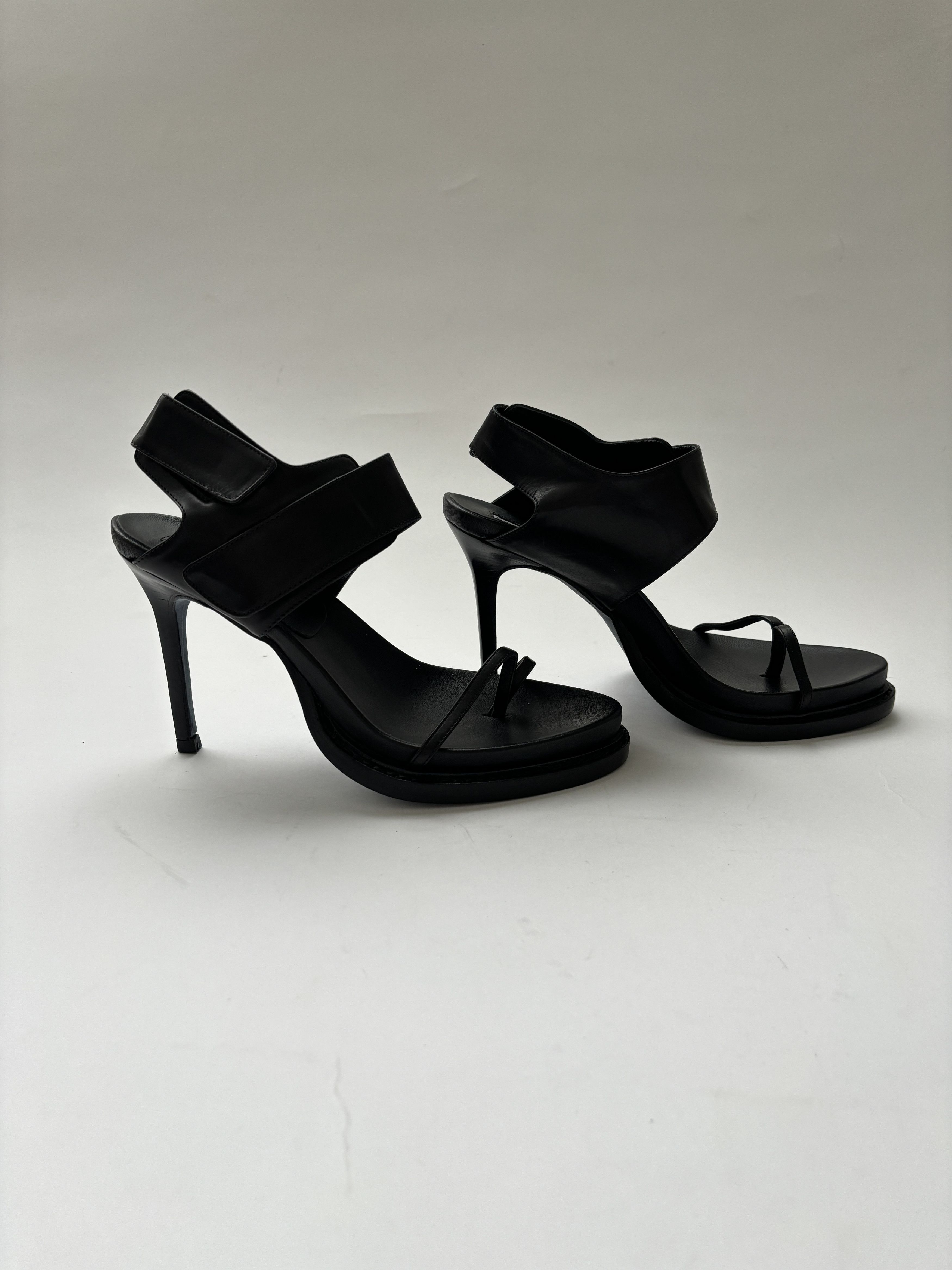 Ann Demeulemeester ⚡️QUICK SALE⚡️Ann Demeulemeester Black Heeled Sandals Size US 9.5 / IT 39.5 - 6 Thumbnail