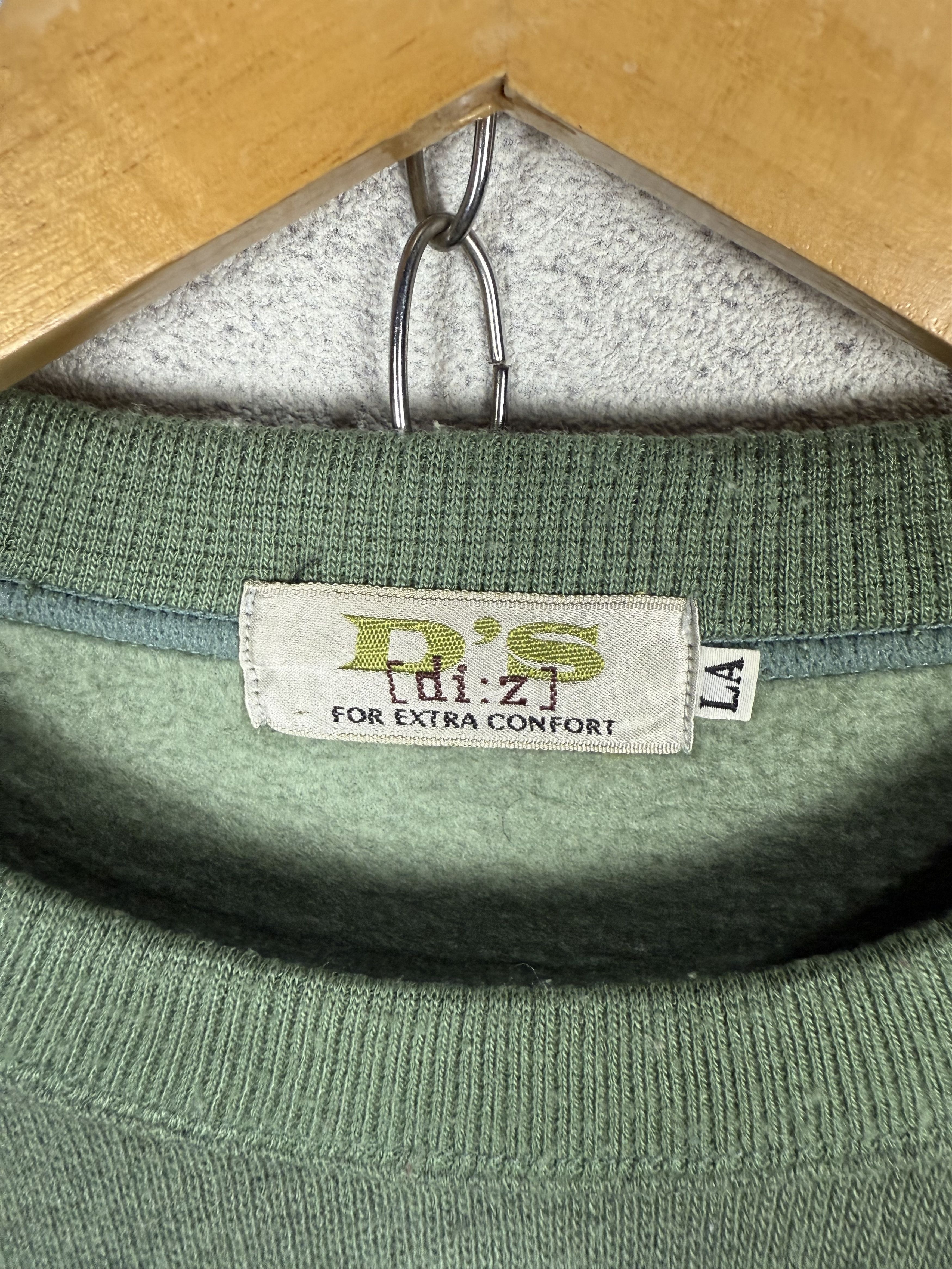 Vintage Vintage 90s Classic Sweatshirt Crewneck D's Staff Size US S / EU 44-46 / 1 - 3 Thumbnail